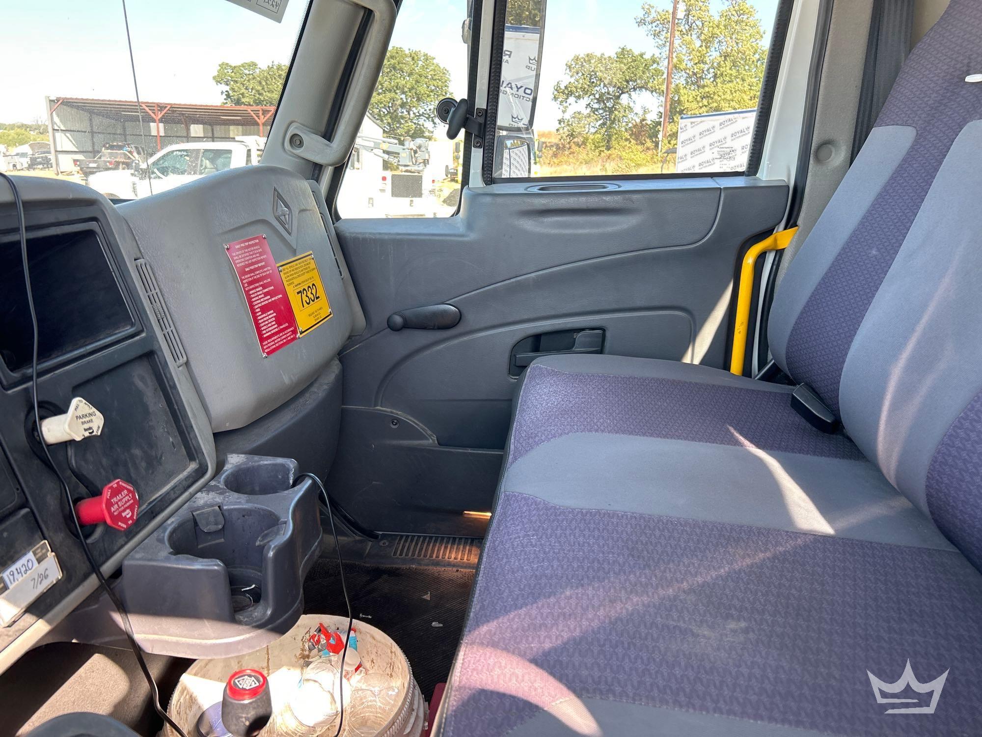 2011 International Durastar 4300