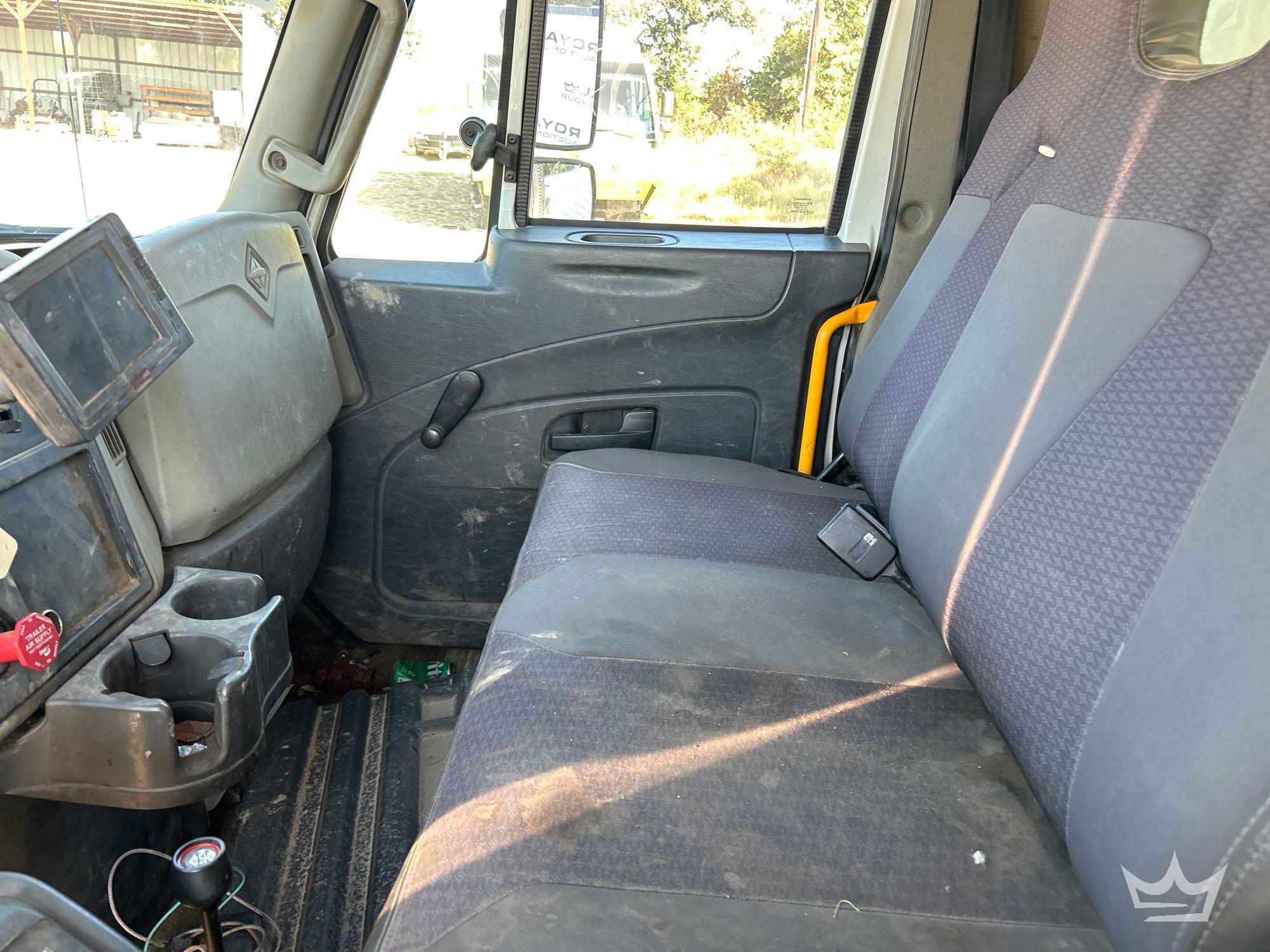 2014 International Durastar 4300