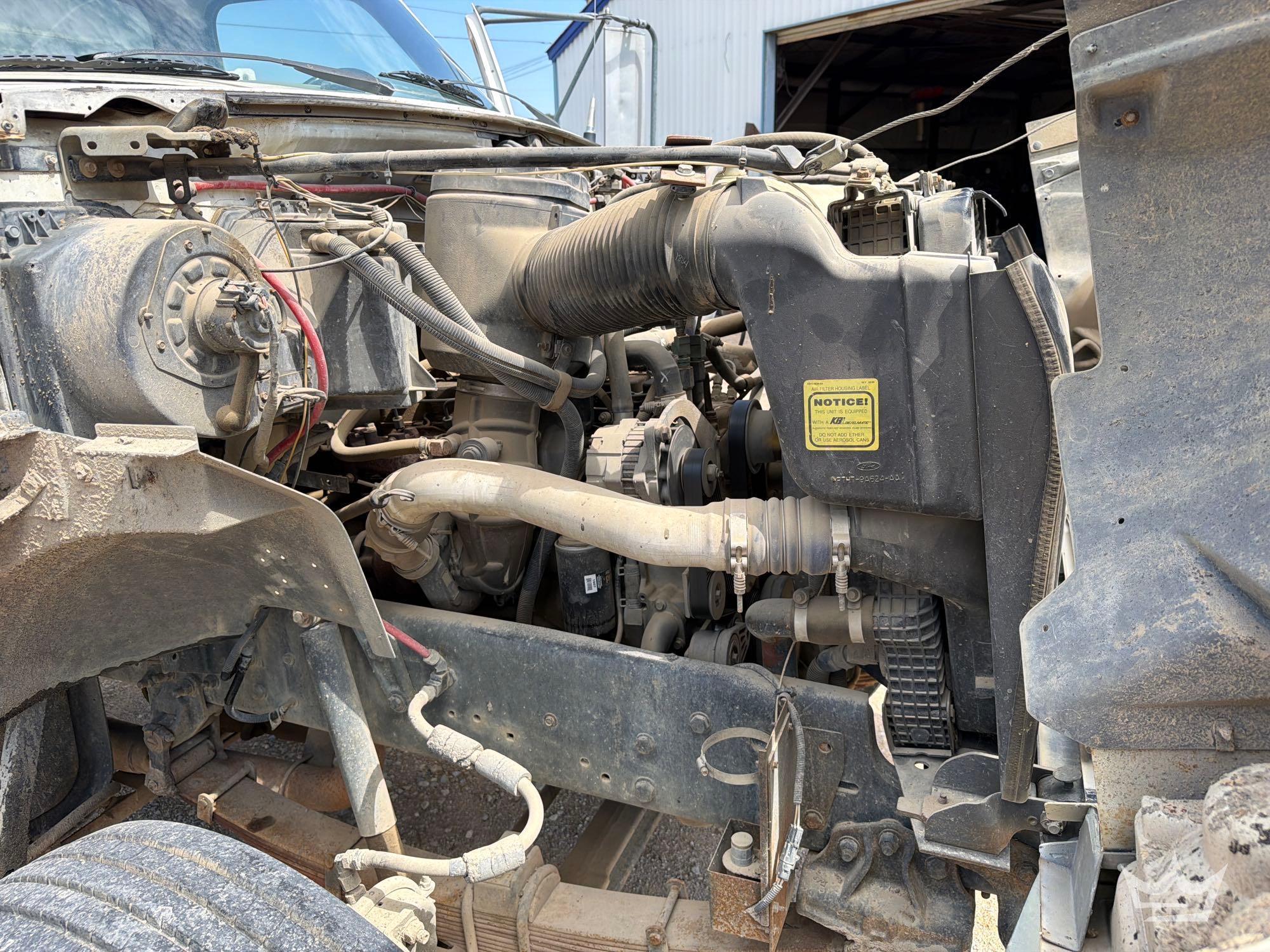 1997 Ford F800