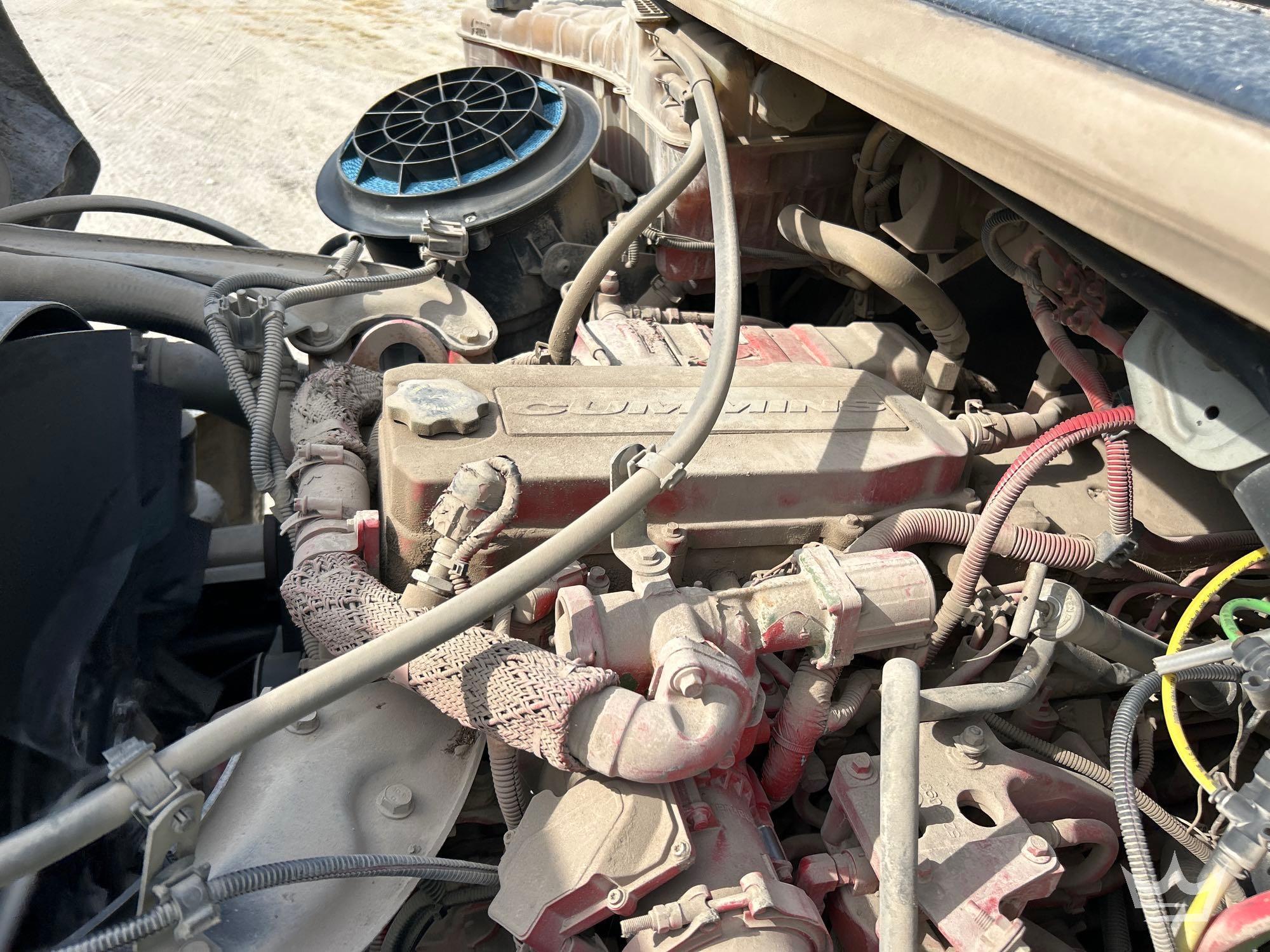 2016 Freightliner M2106