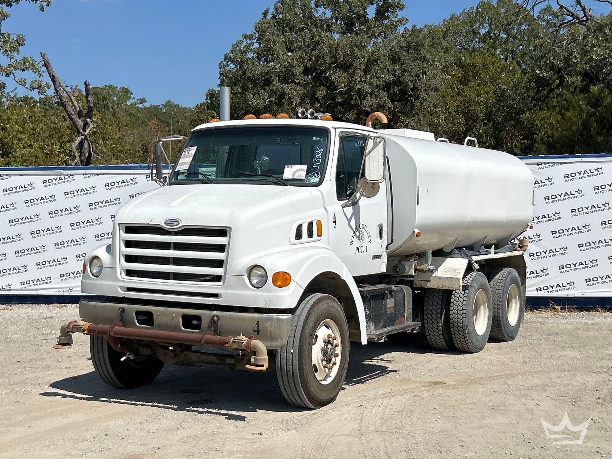 2000 Sterling L7500