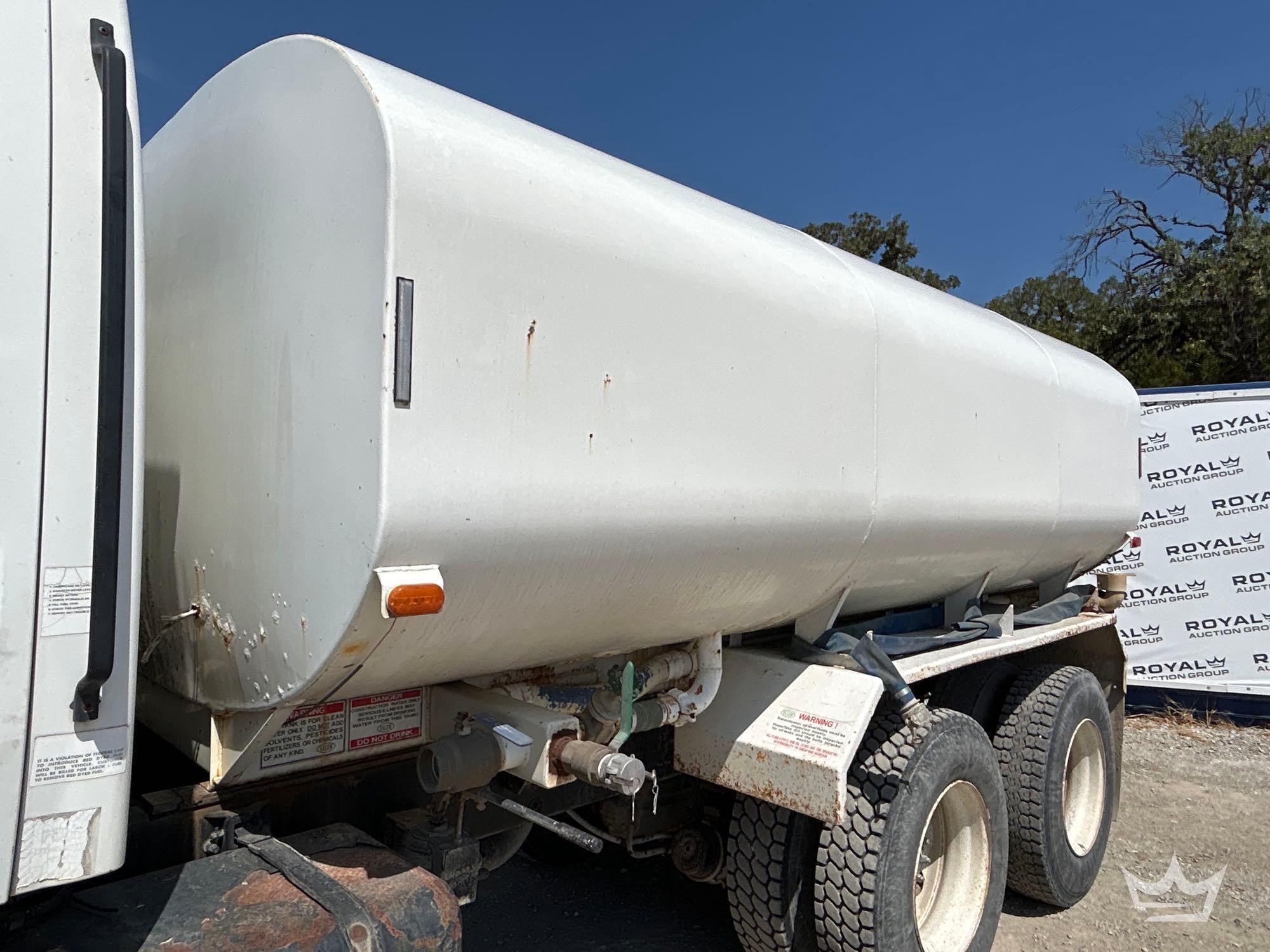 2000 Sterling L7500