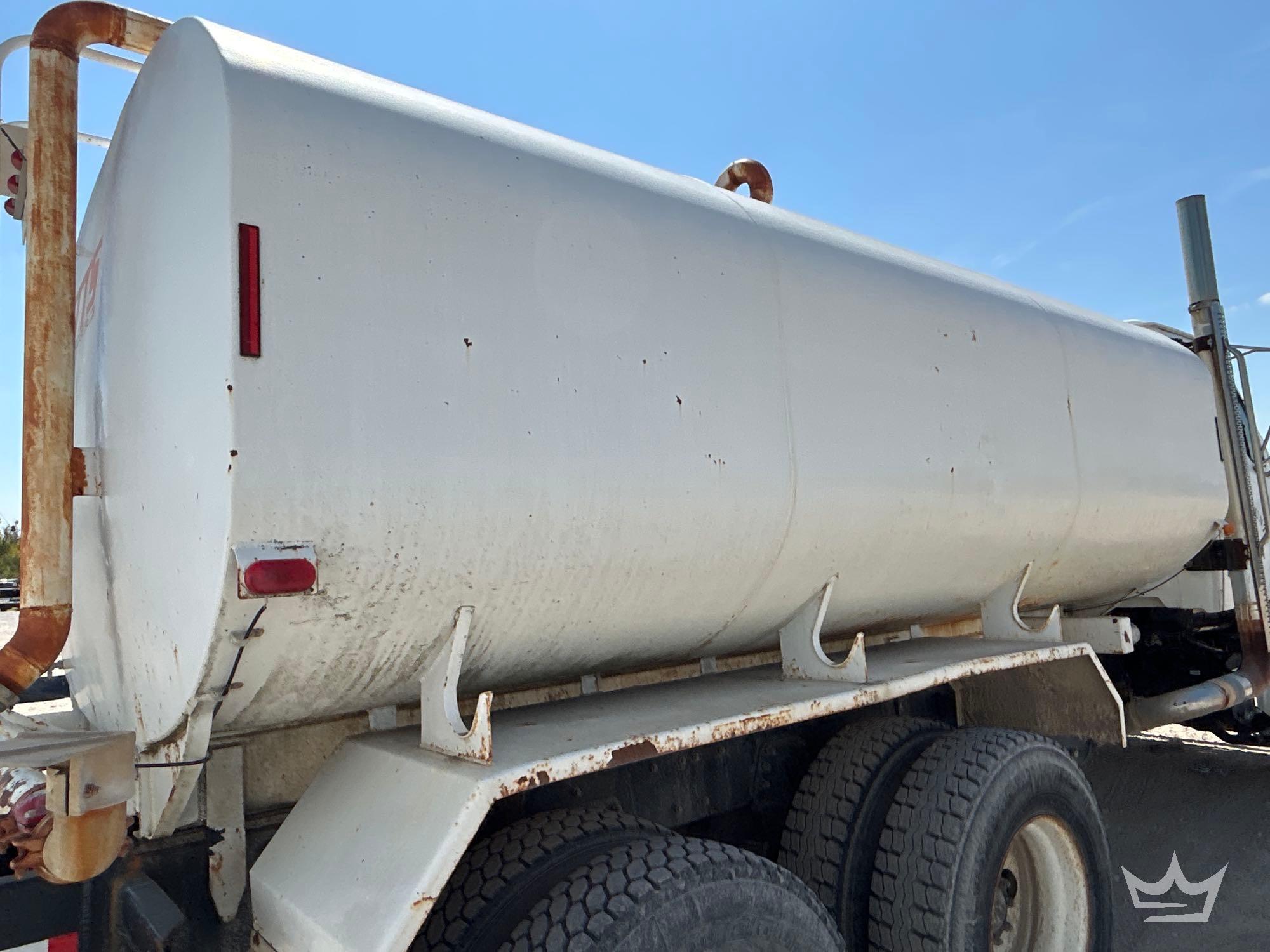 2000 Sterling L7500