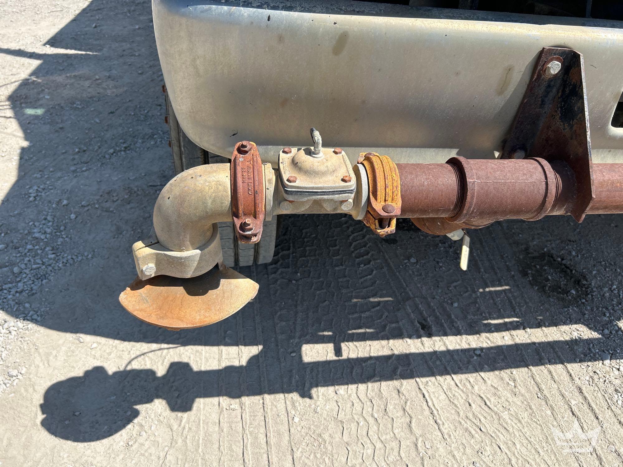 2000 Sterling L7500