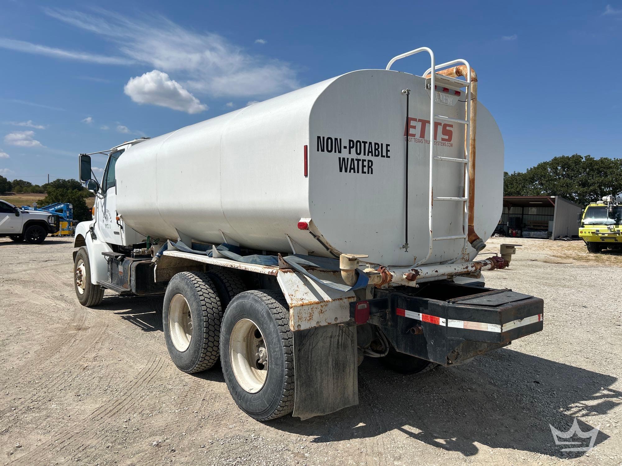 2000 Sterling L7500