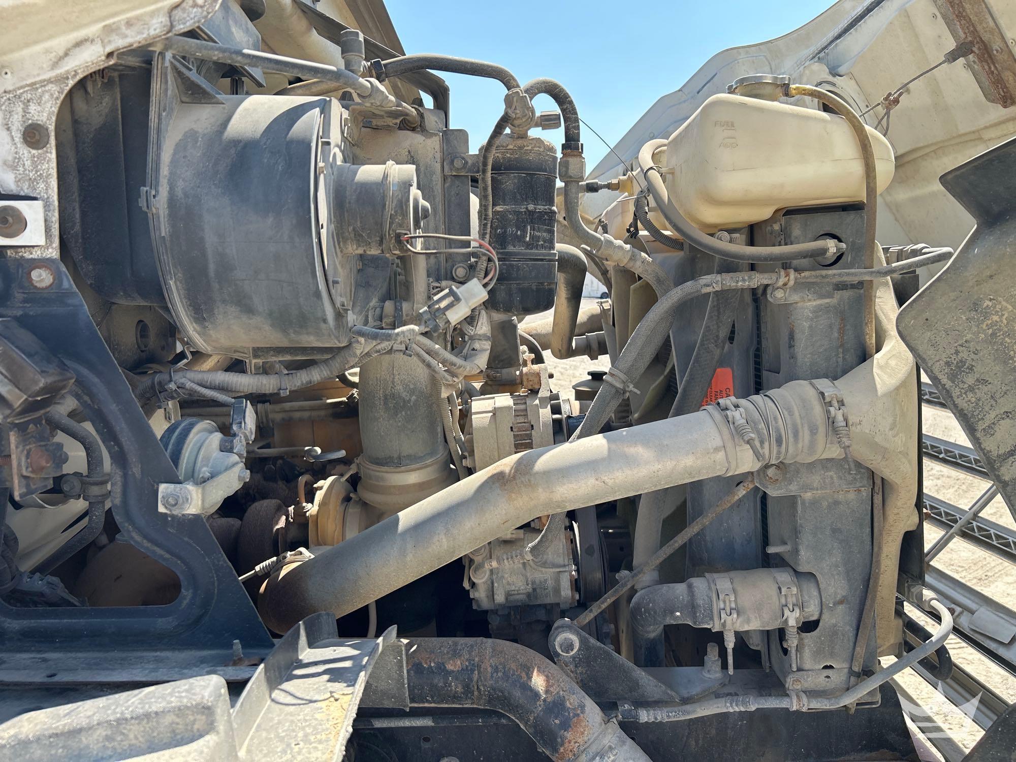 2000 Sterling L7500