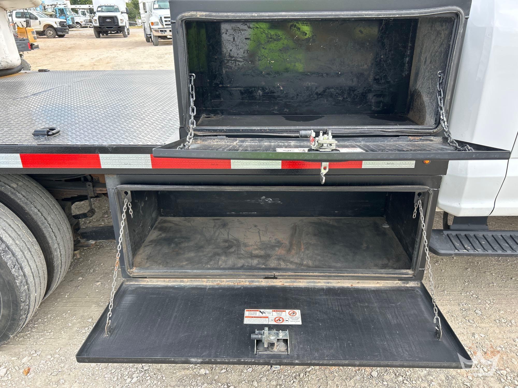 2022 Ford F-550