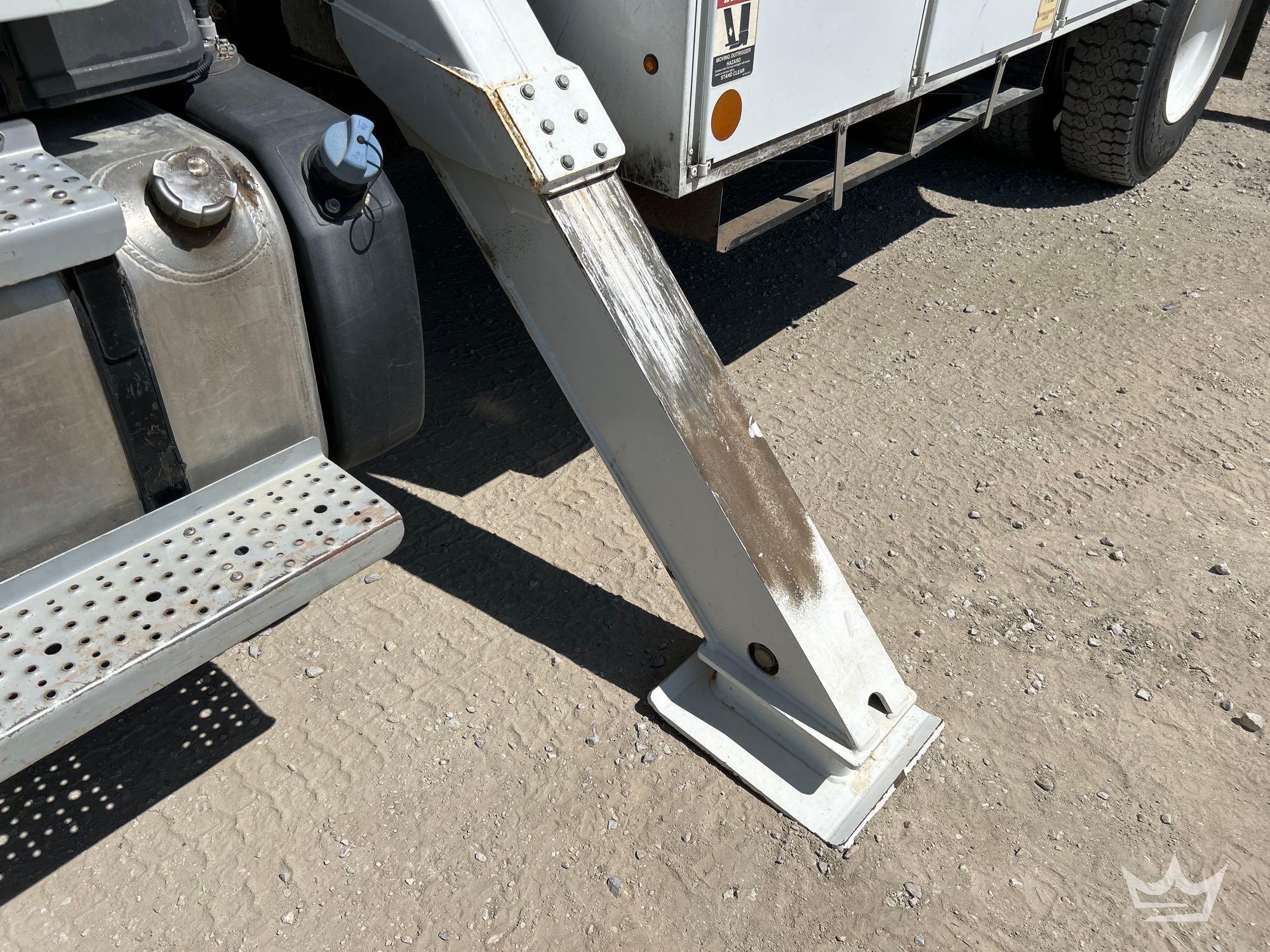 2019 Freightliner M2 106