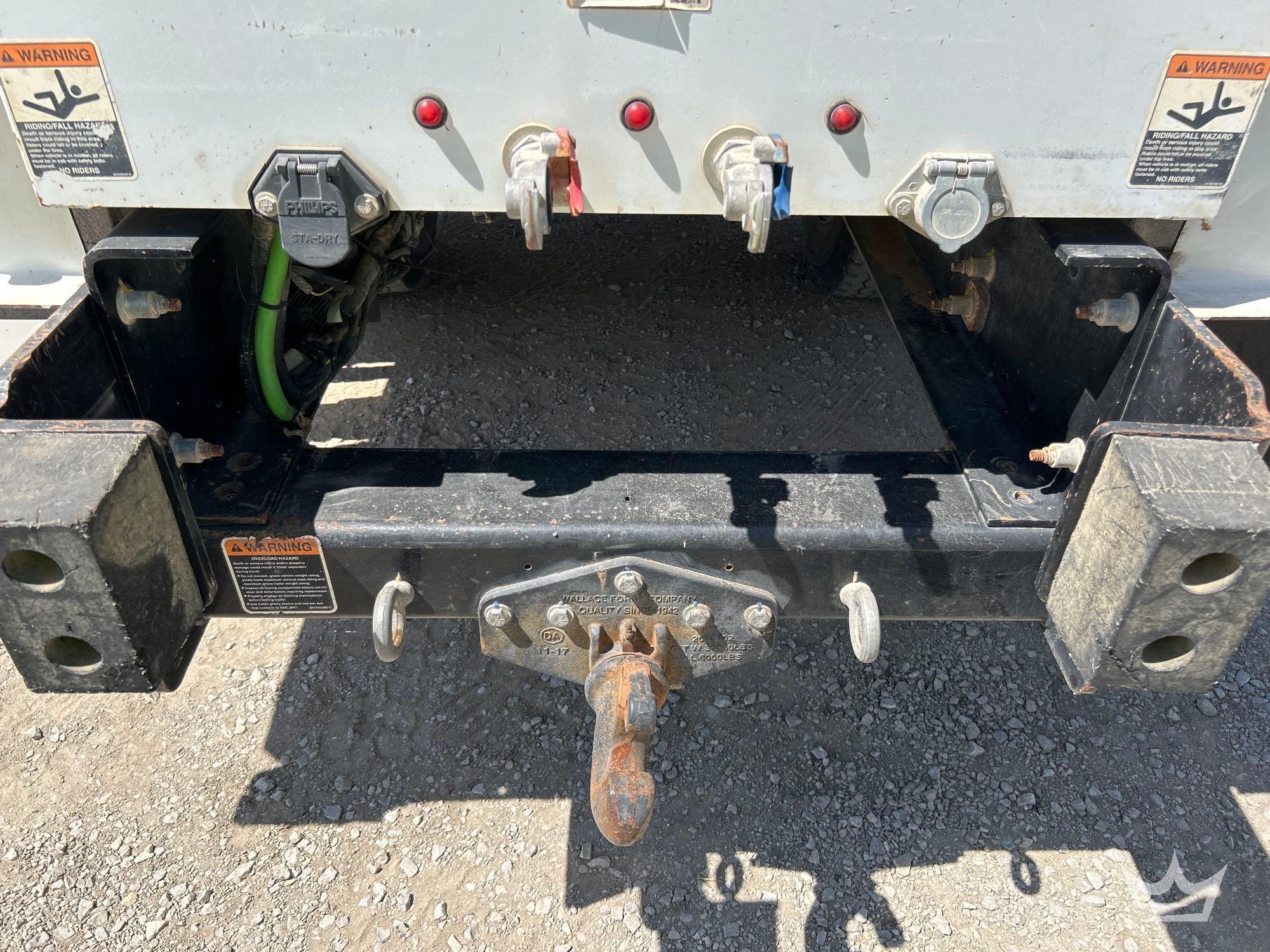 2019 Freightliner M2 106