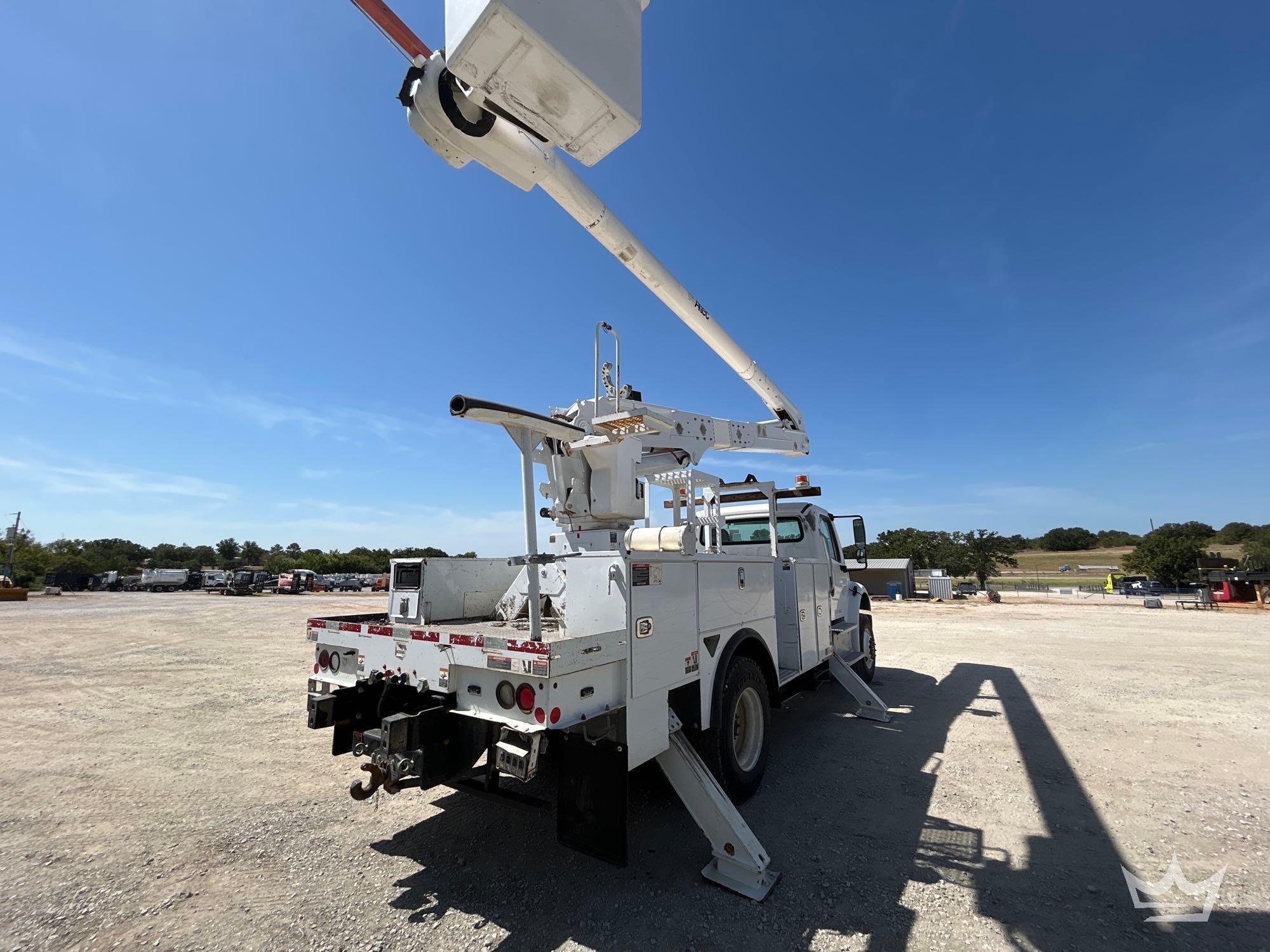 2019 Freightliner M2 106