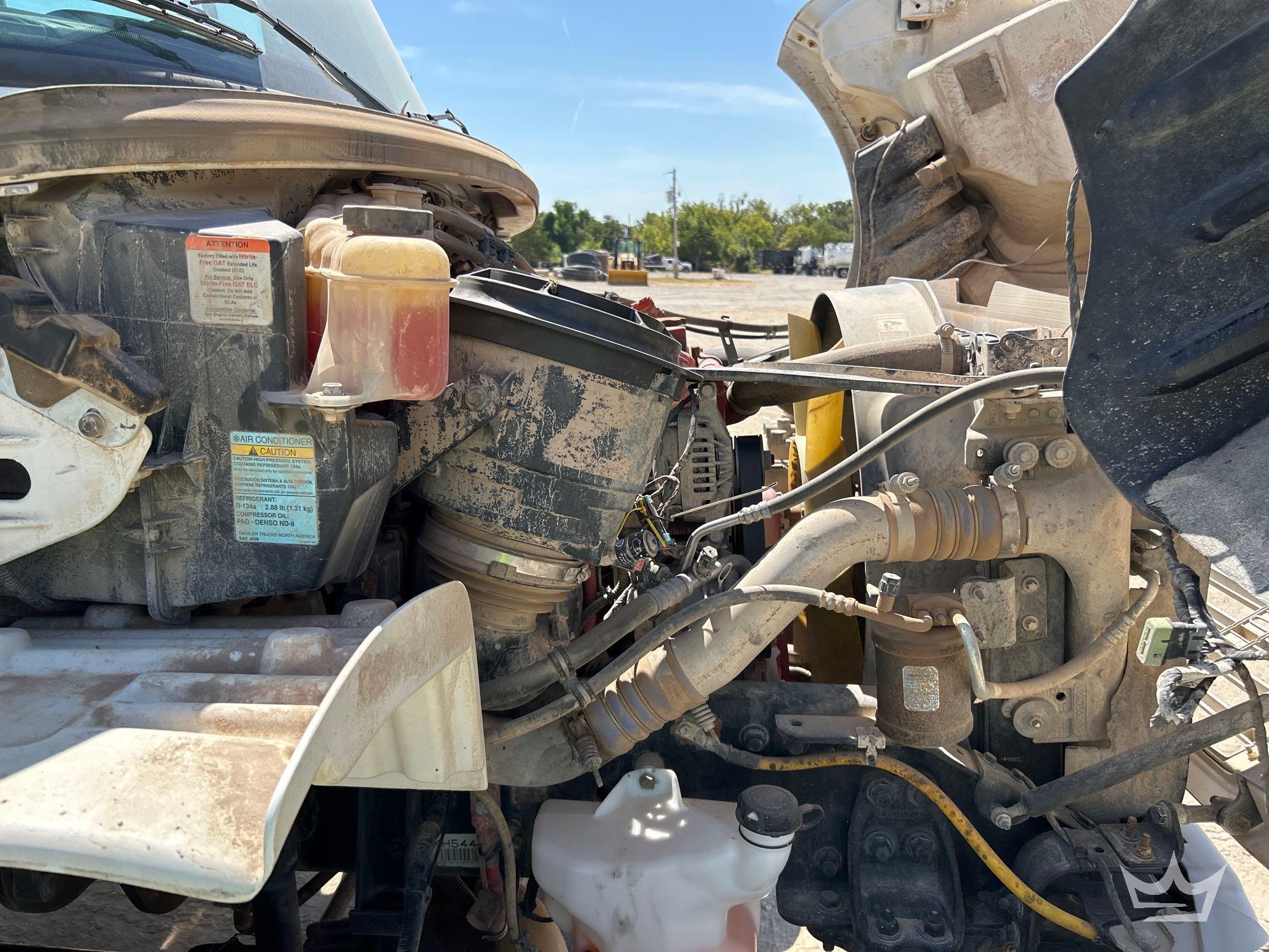 2019 Freightliner M2 106