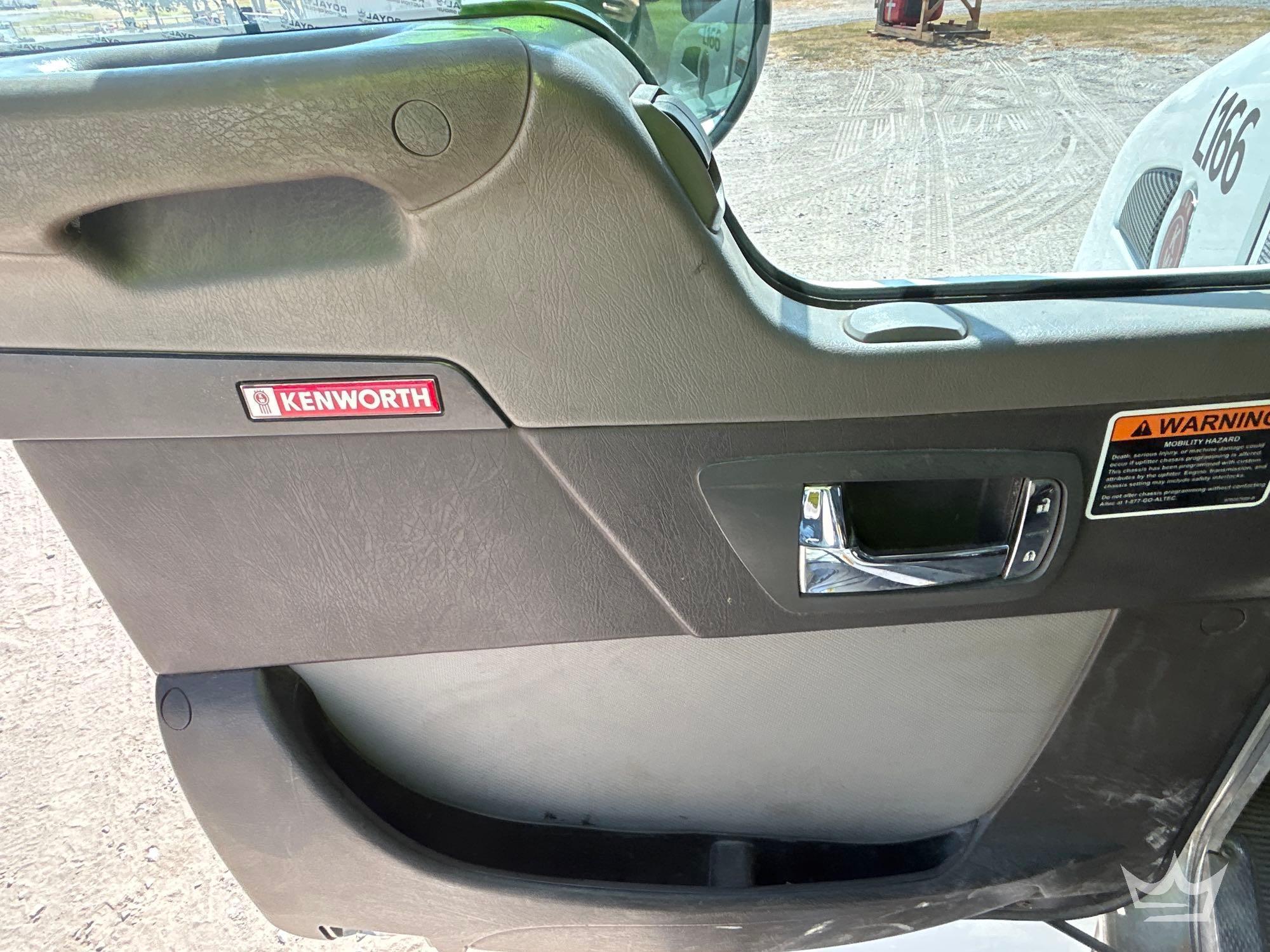 2019 Kenworth T370