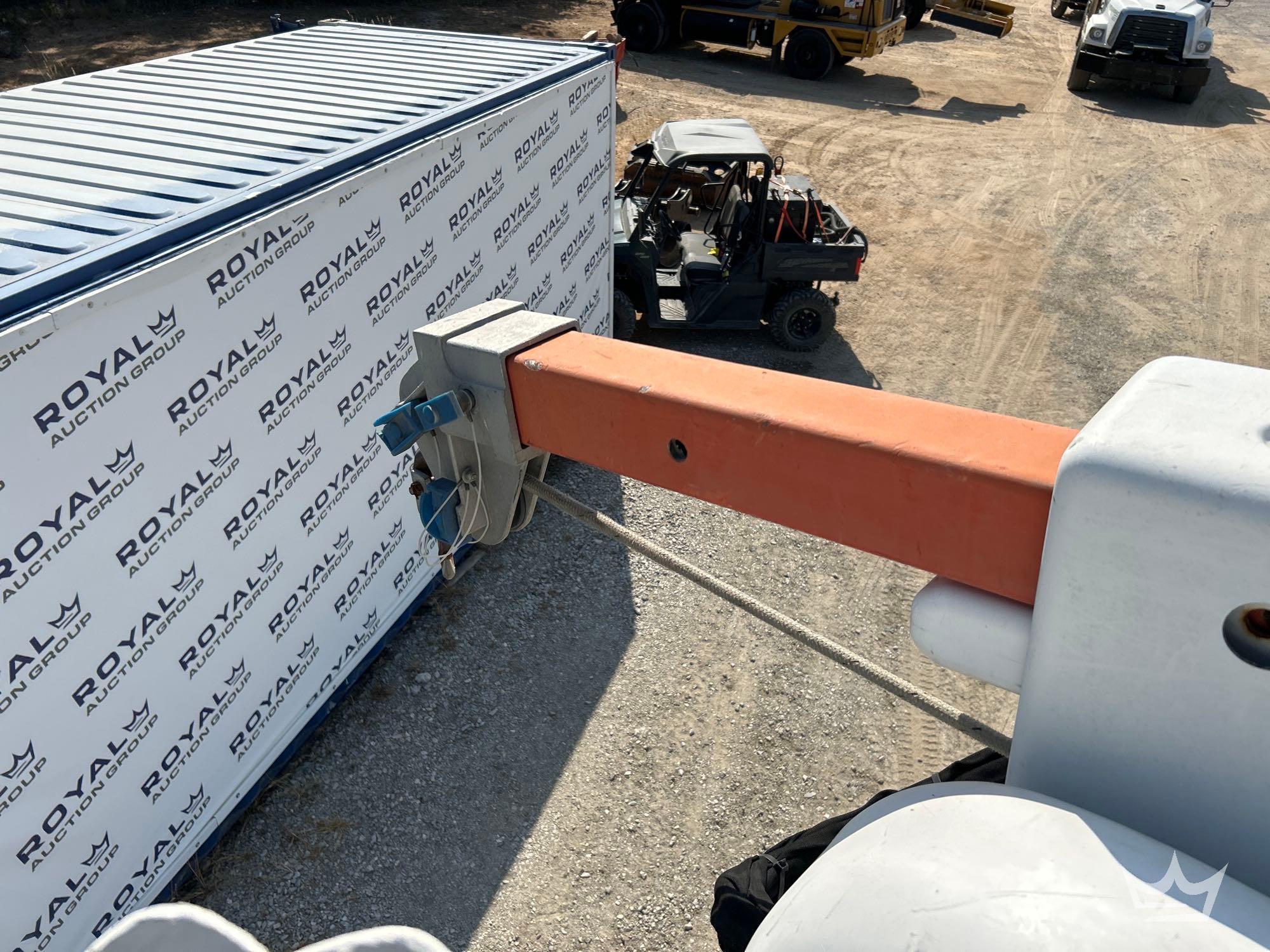 2019 Freightliner M2106