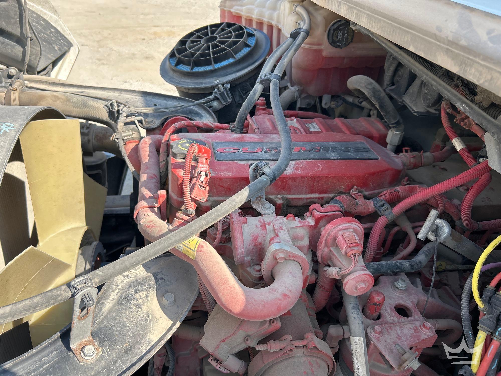 2019 Freightliner M2106