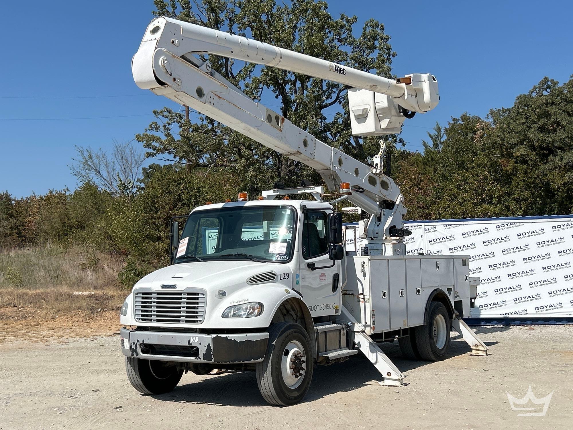 2019 Freightliner M2 106