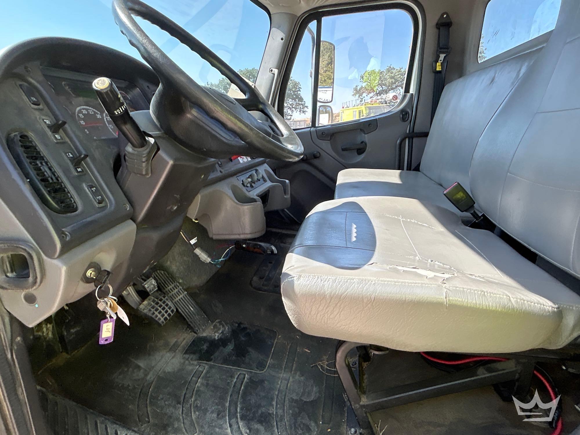 2019 Freightliner M2 106