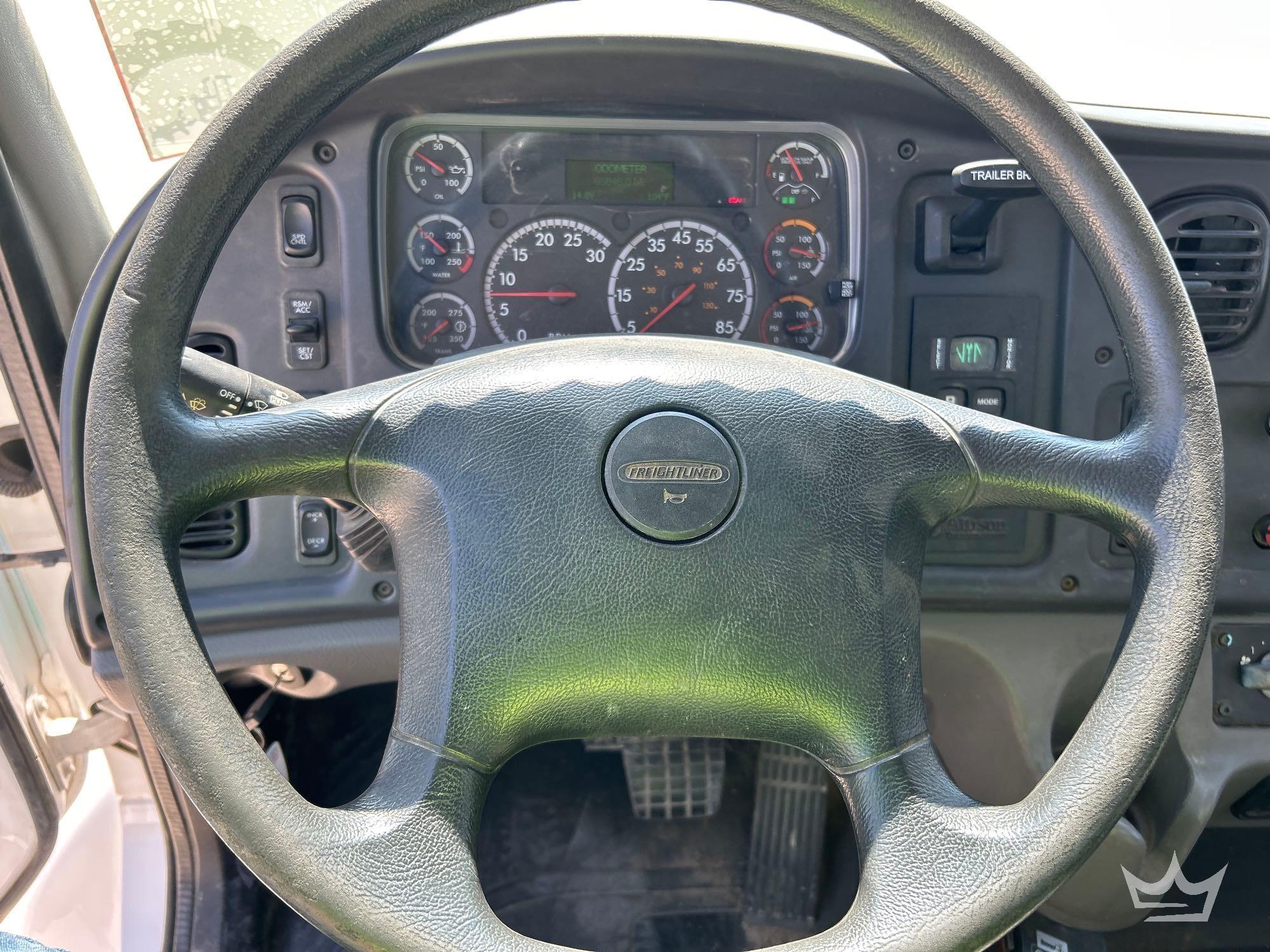 2019 Freightliner M2 106
