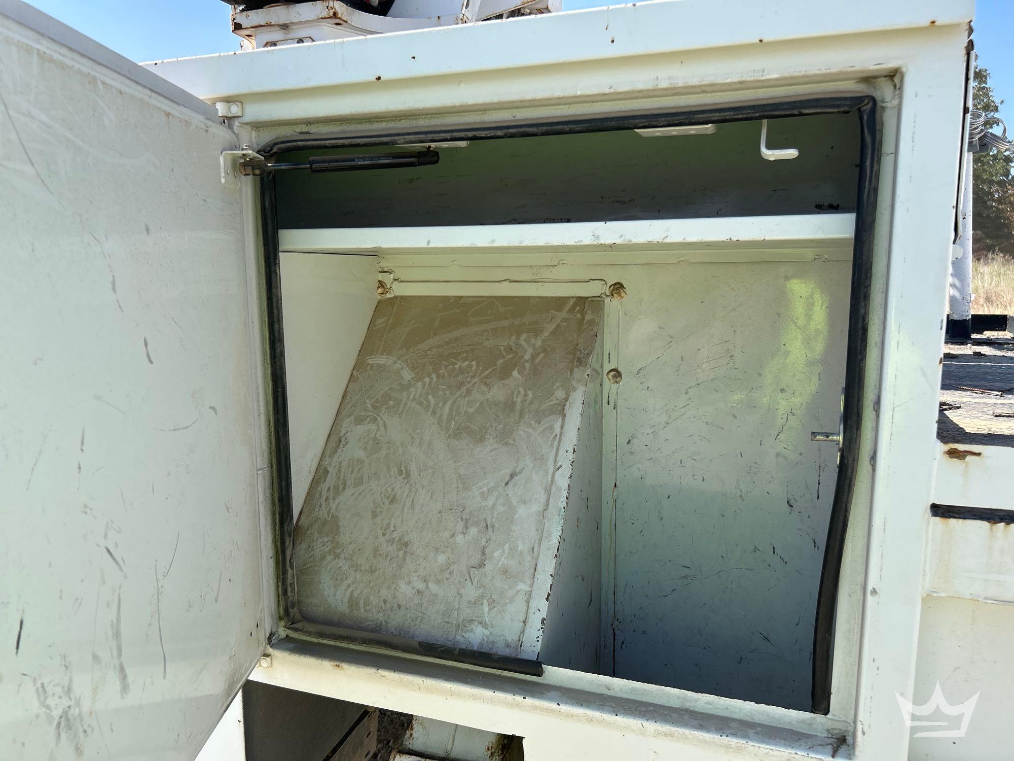 2019 Freightliner M2 106