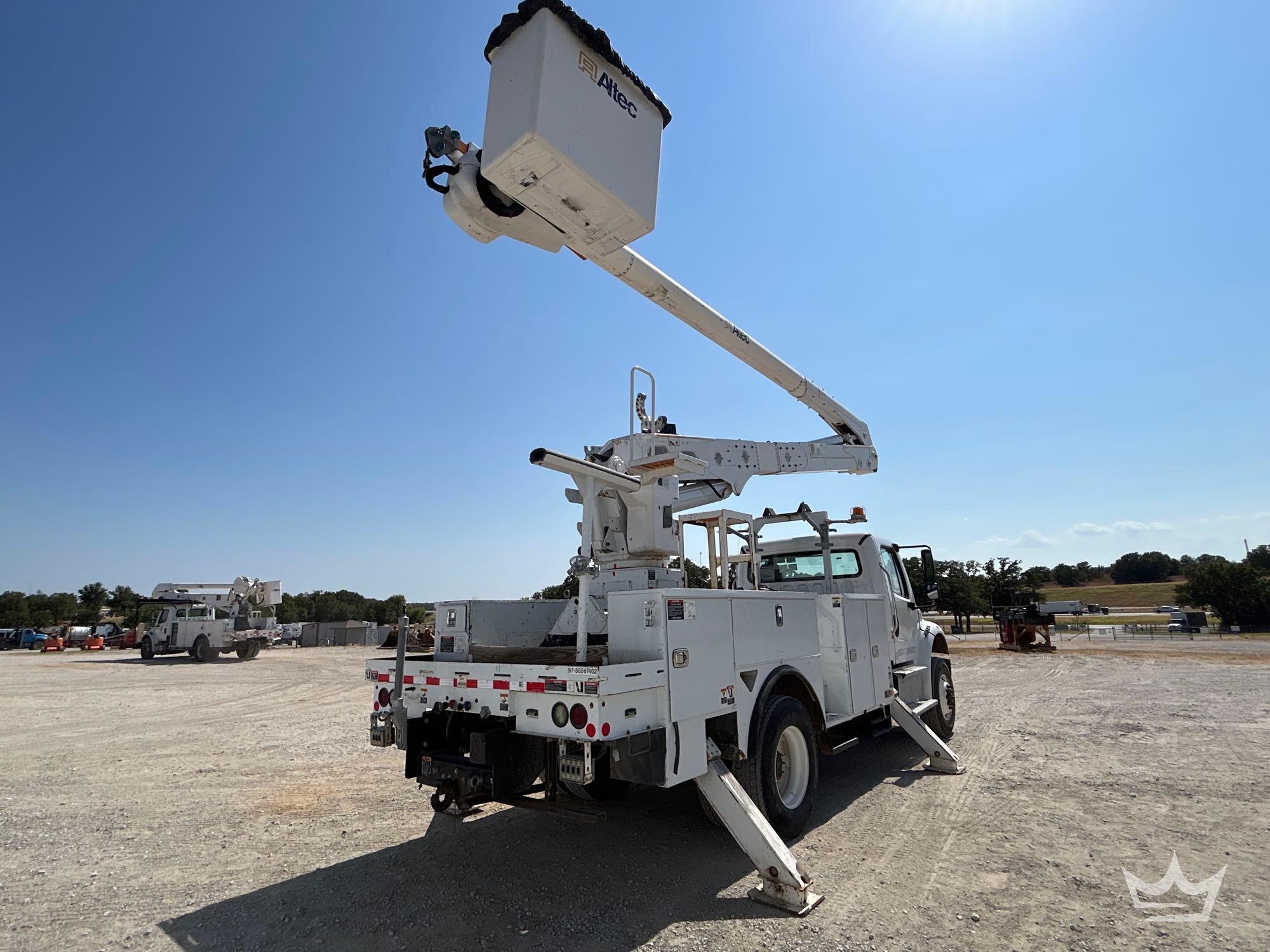 2019 Freightliner M2 106