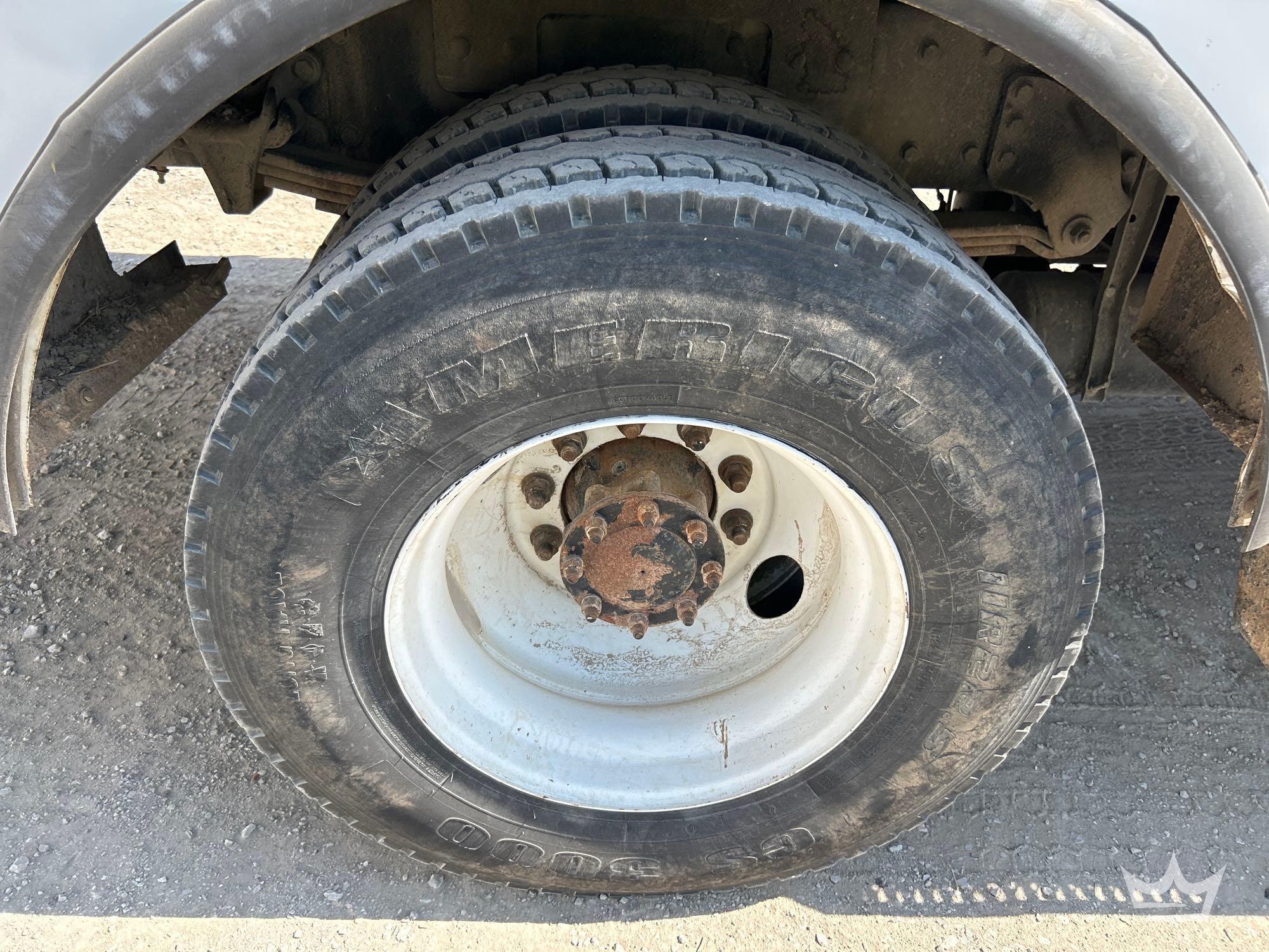 2019 Freightliner M2 106