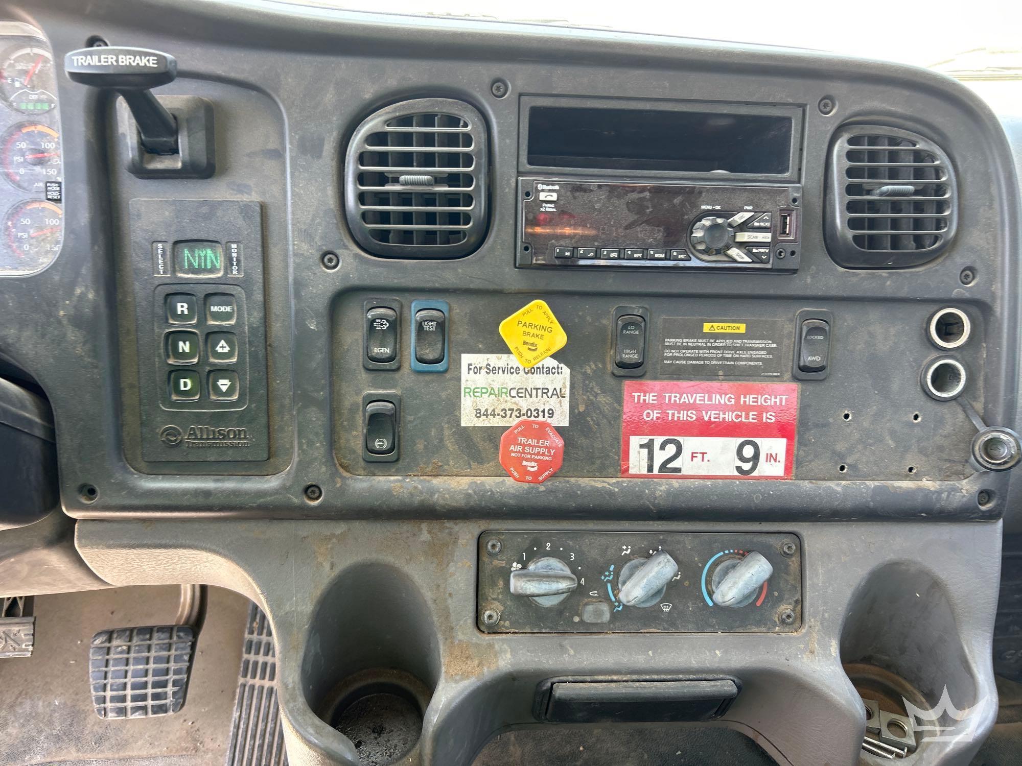 2019 Freightliner M2 106