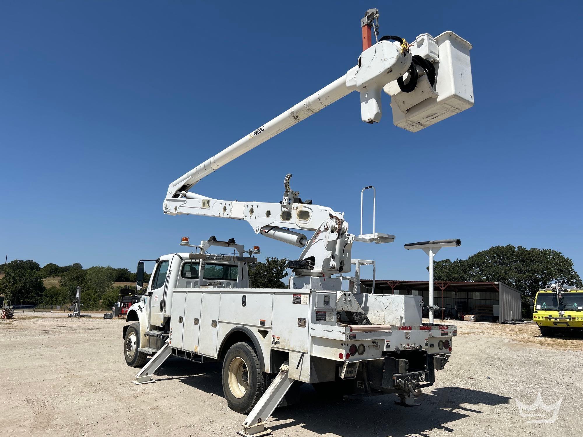 2019 Freightliner M2 106
