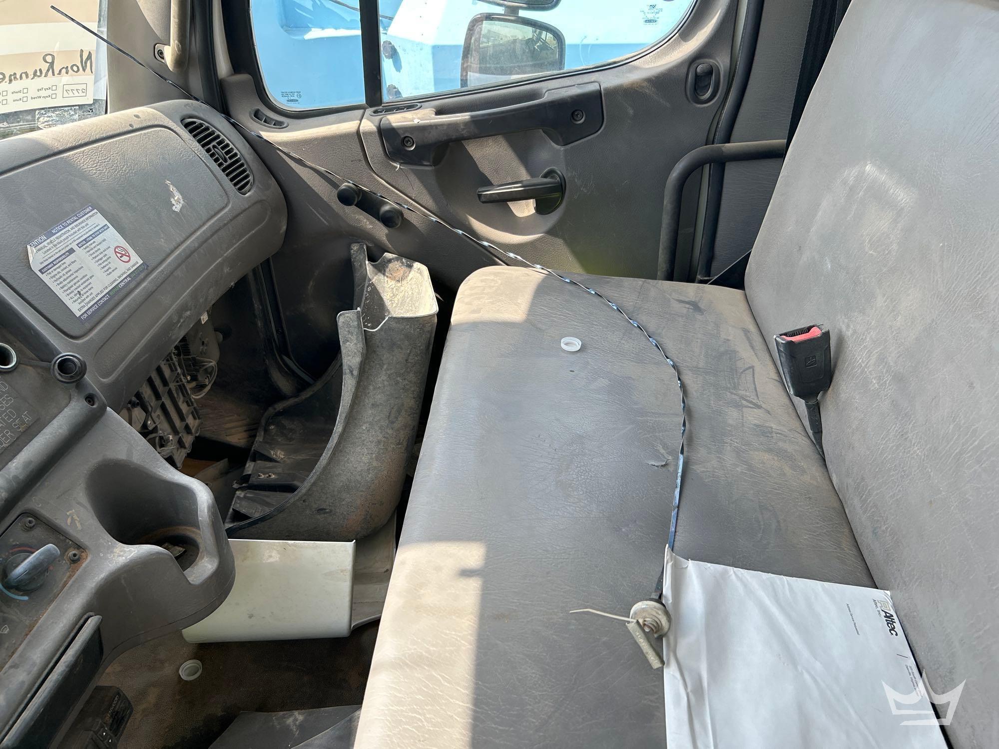 2020 Freightliner M2 106