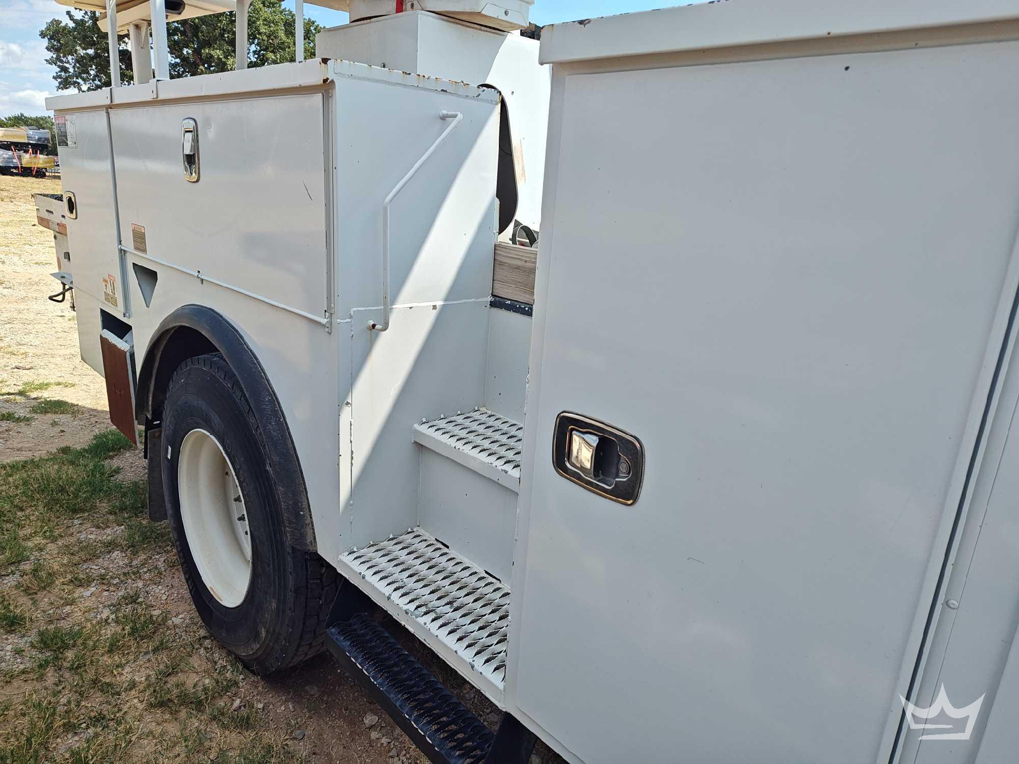 2021 Freightliner M2 106
