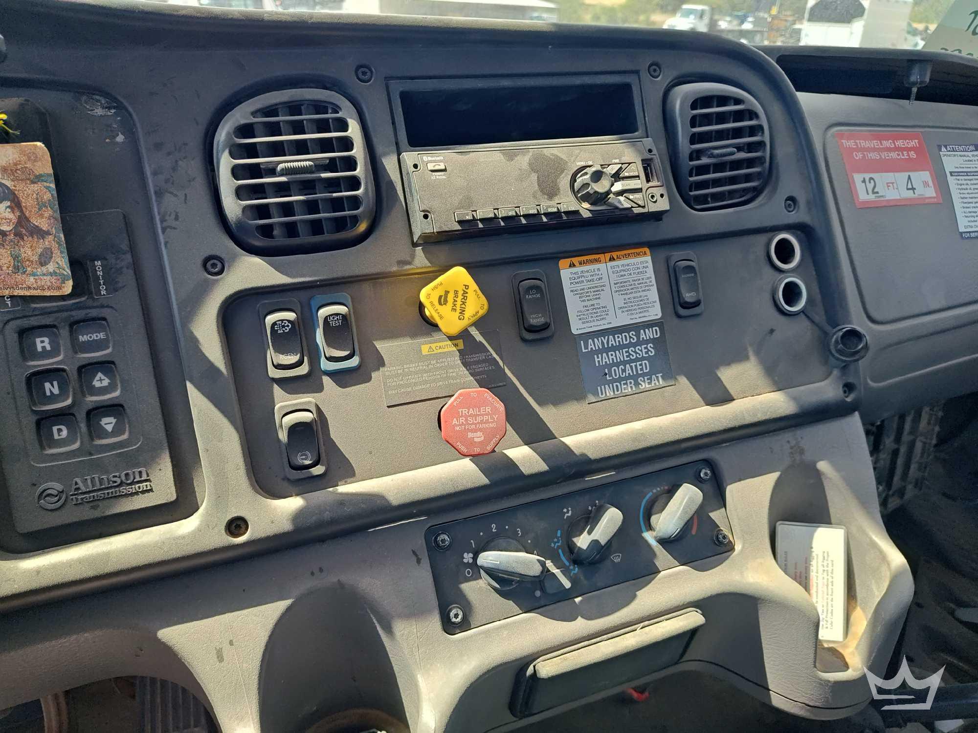 2021 Freightliner M2 106