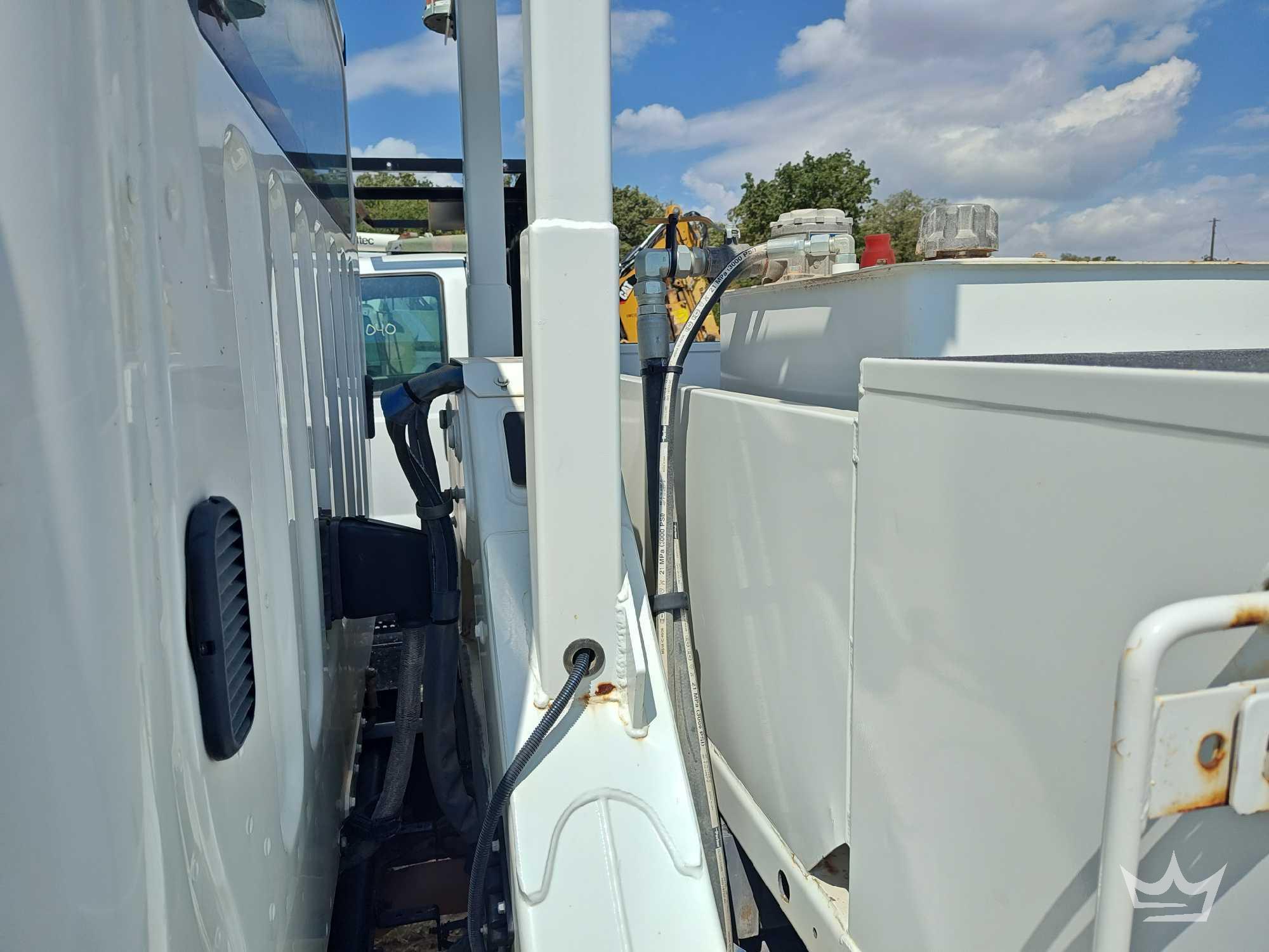 2021 Freightliner M2 106