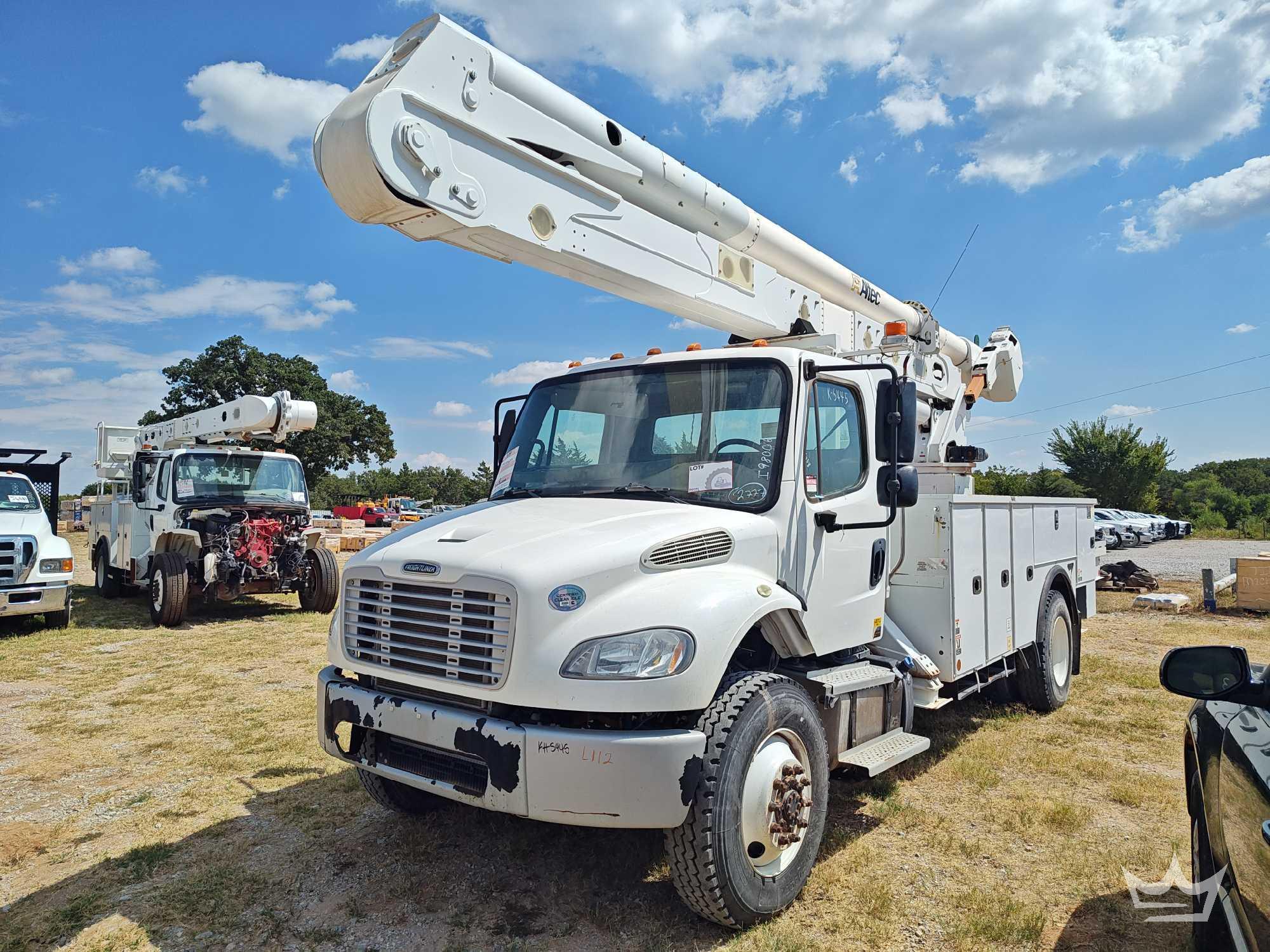 2019 Freightliner M2 106