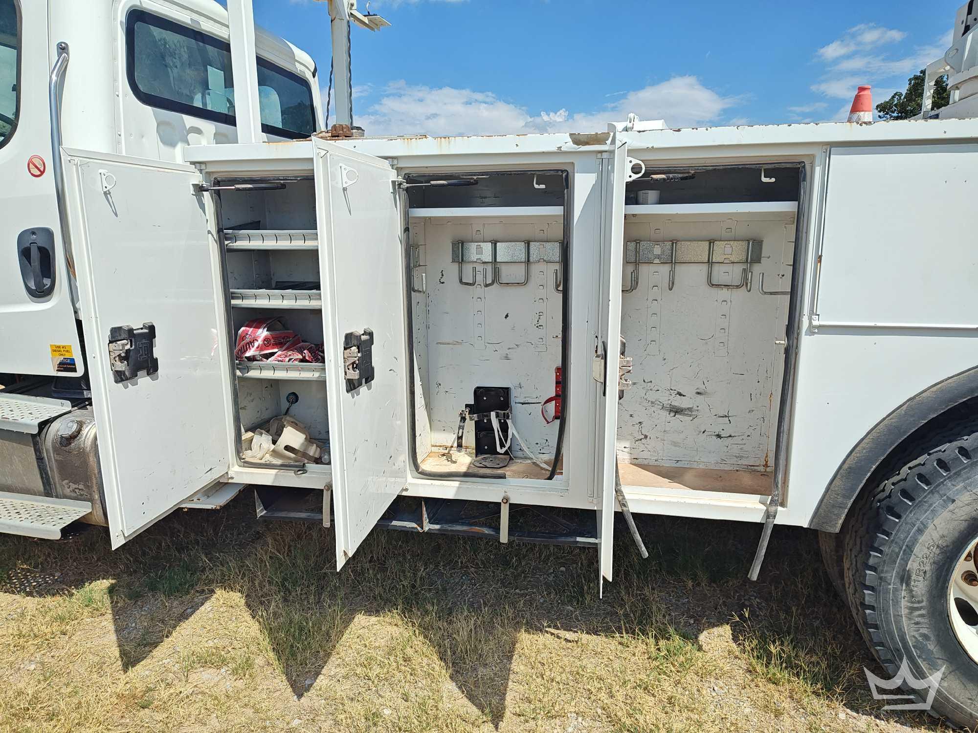 2019 Freightliner M2 106