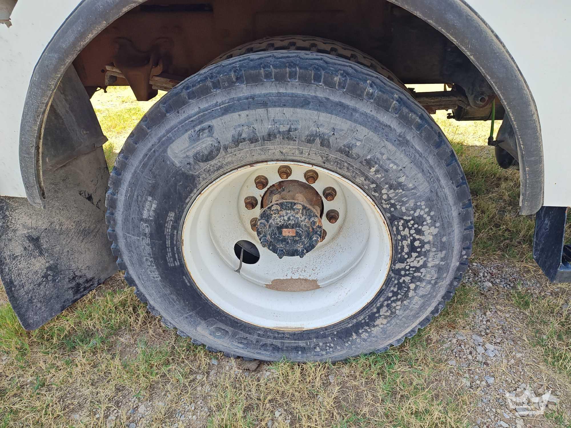 2019 Freightliner M2 106