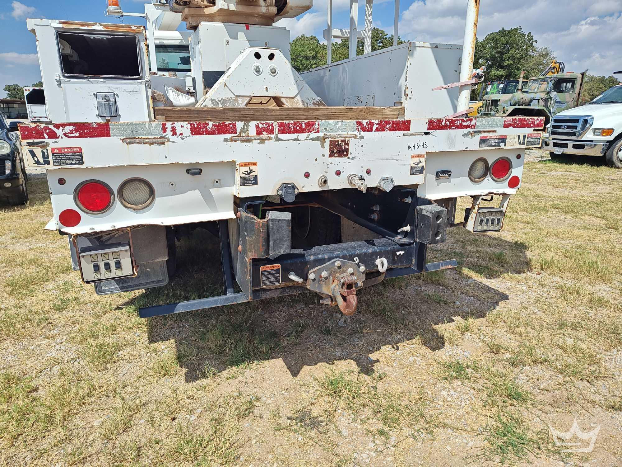 2019 Freightliner M2 106