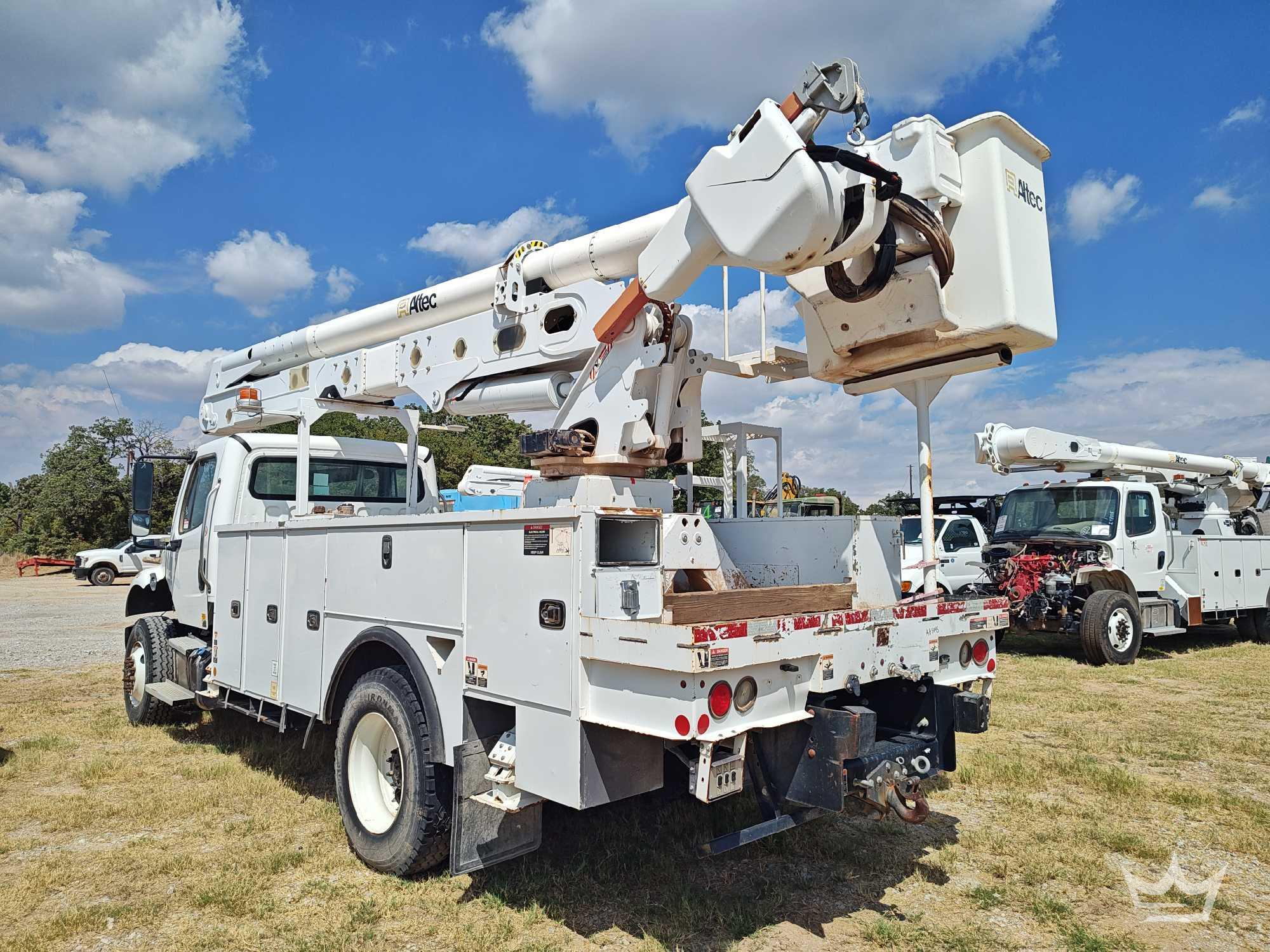 2019 Freightliner M2 106