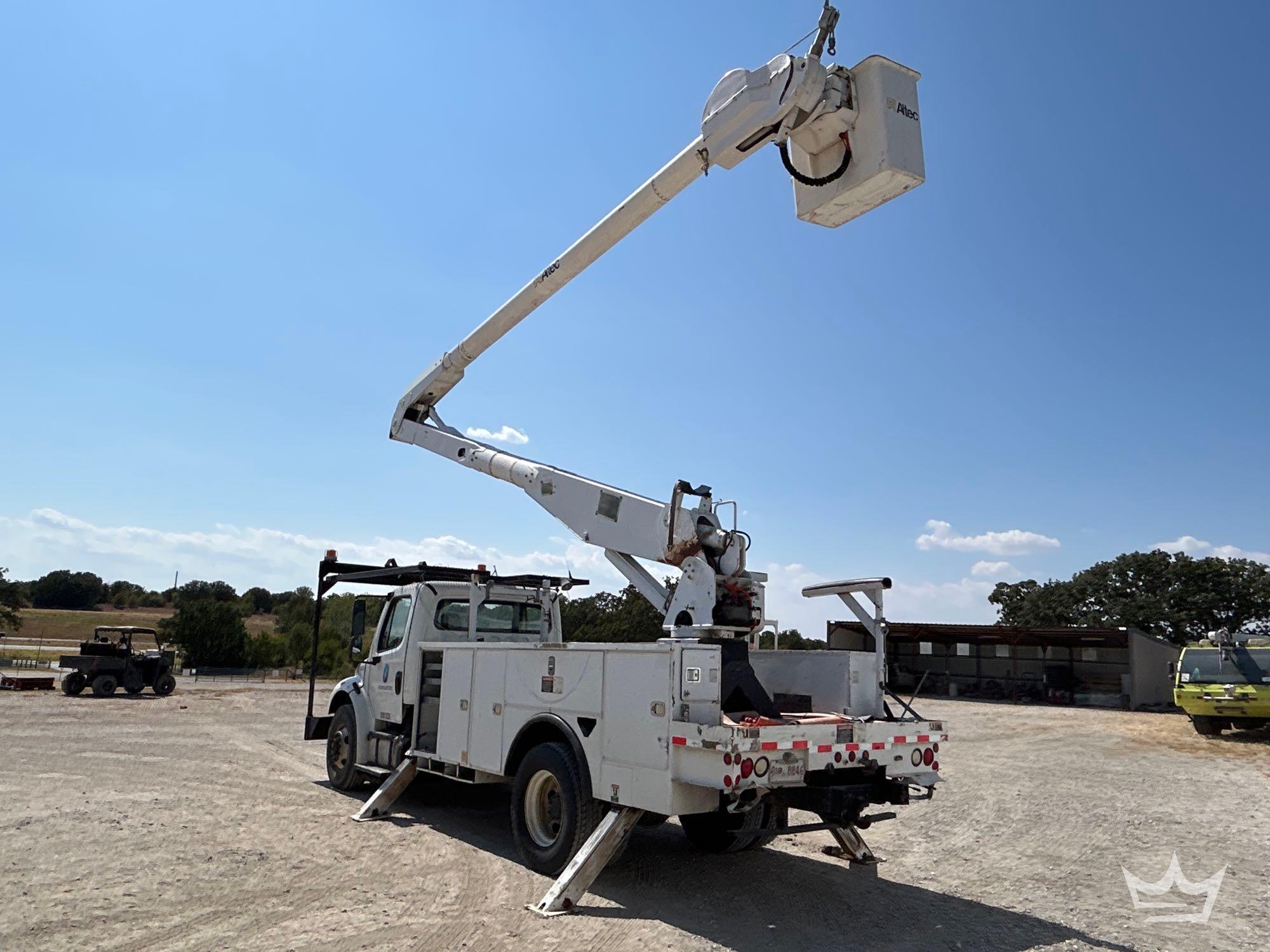 2013 Freightliner M2 106