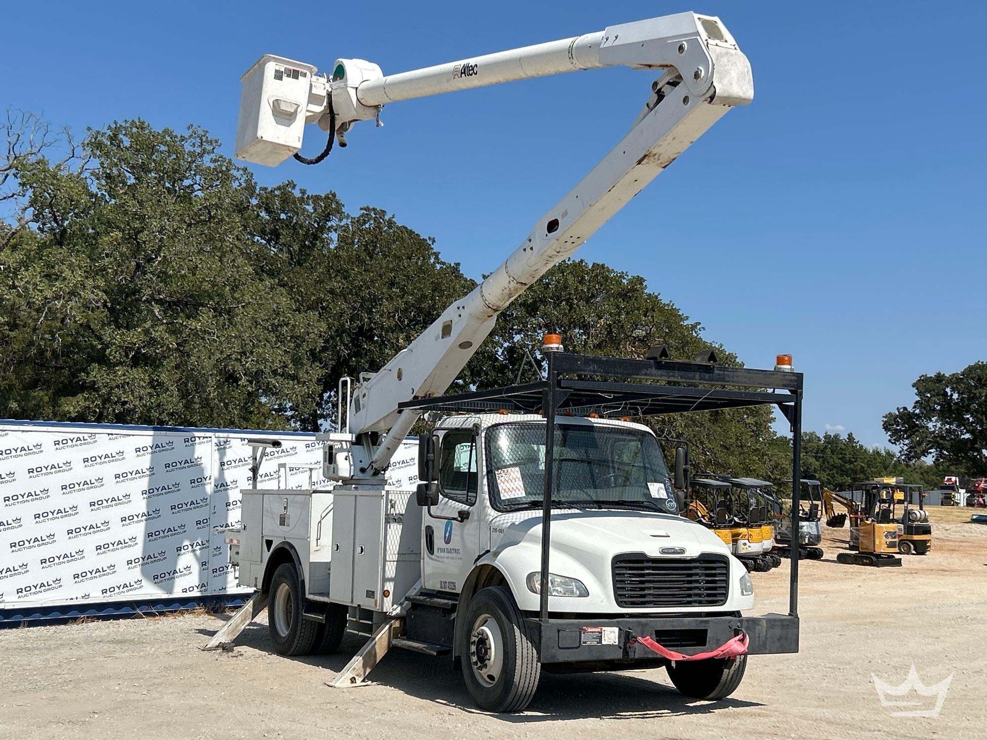 2013 Freightliner M2 106