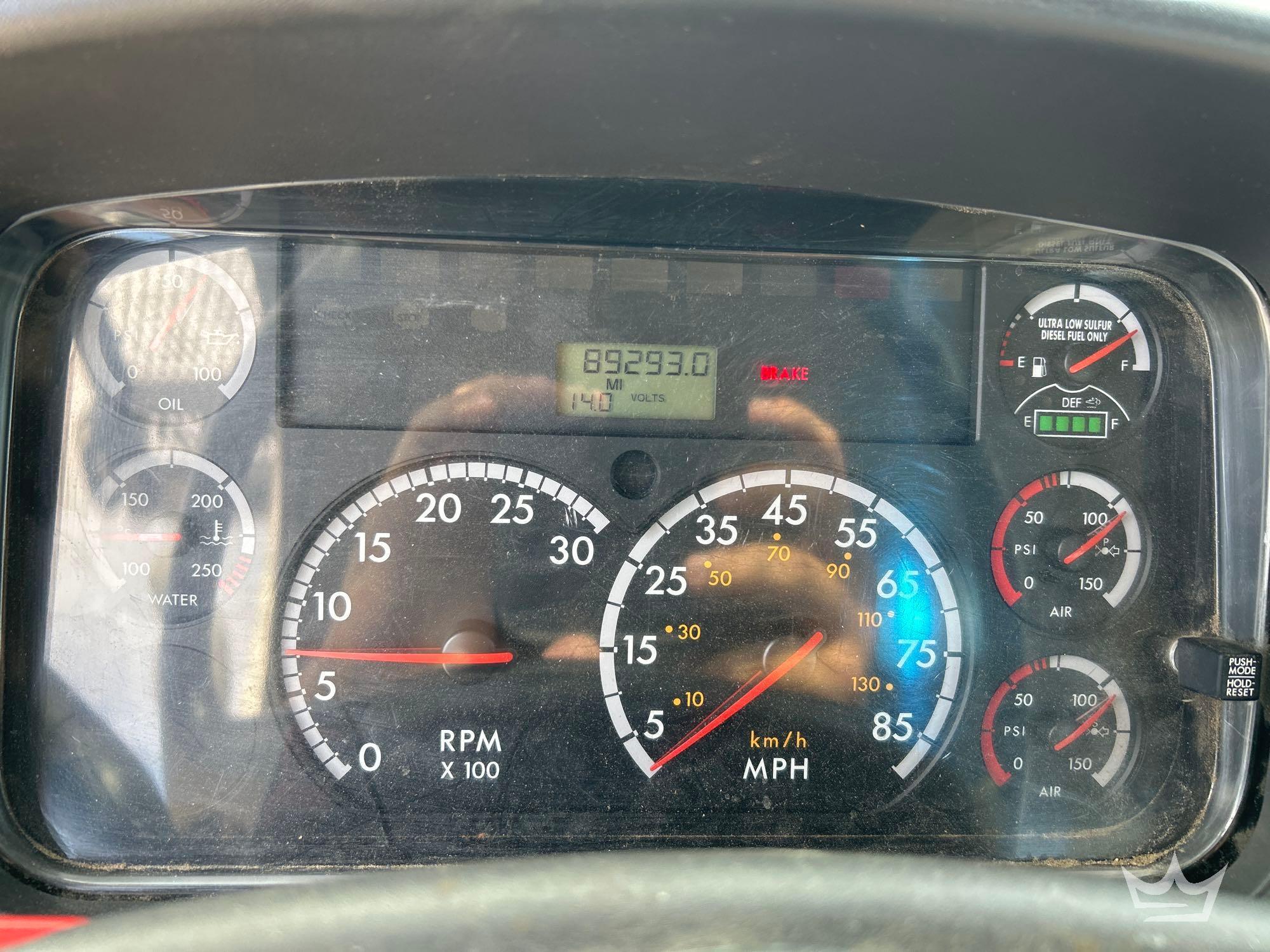 2014 Freightliner M2 106