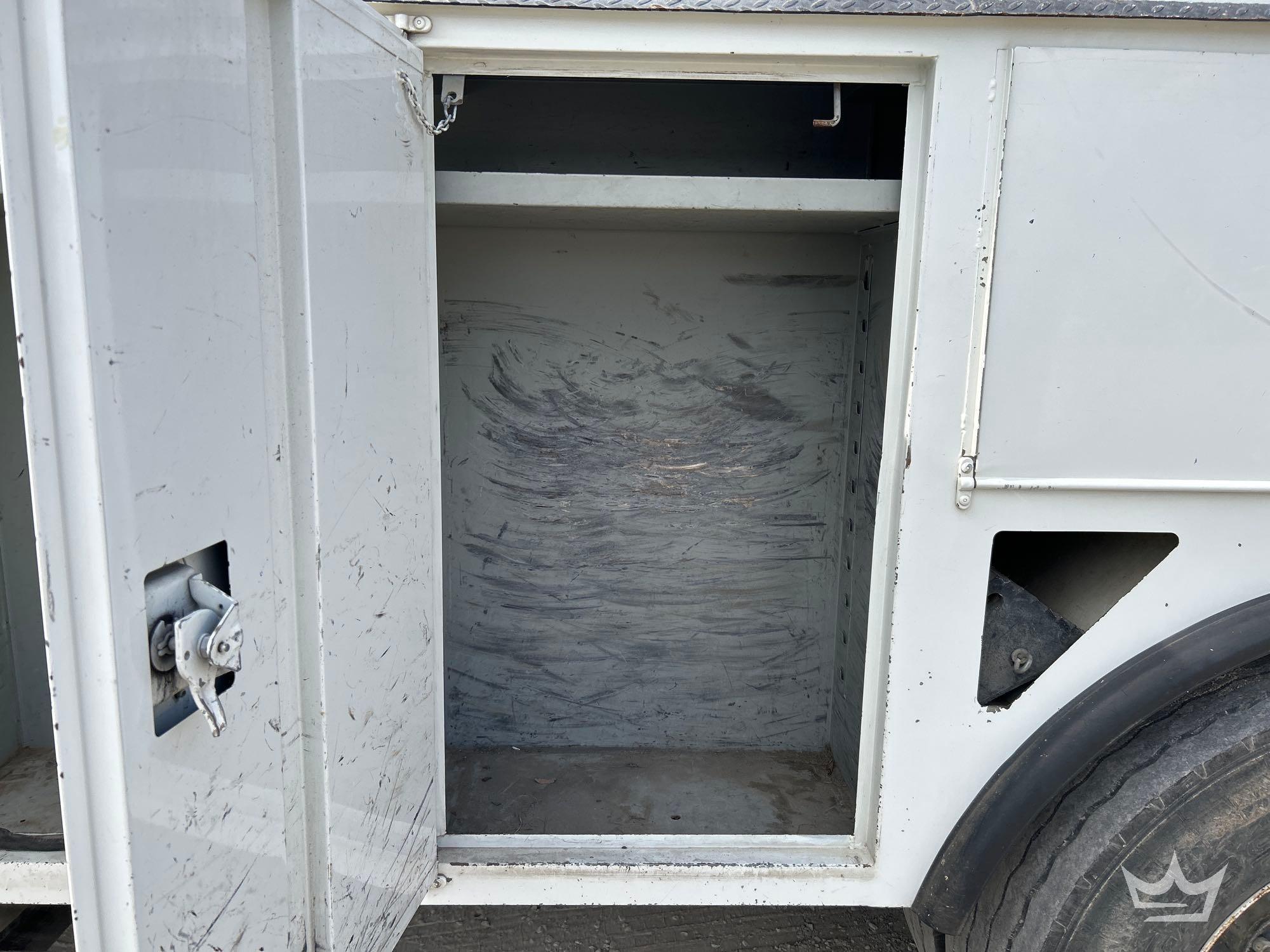 2014 Freightliner M2 106