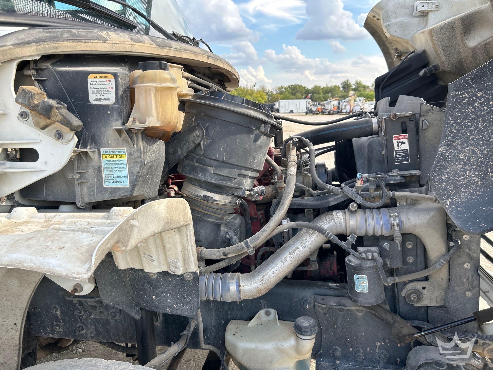 2014 Freightliner M2 106