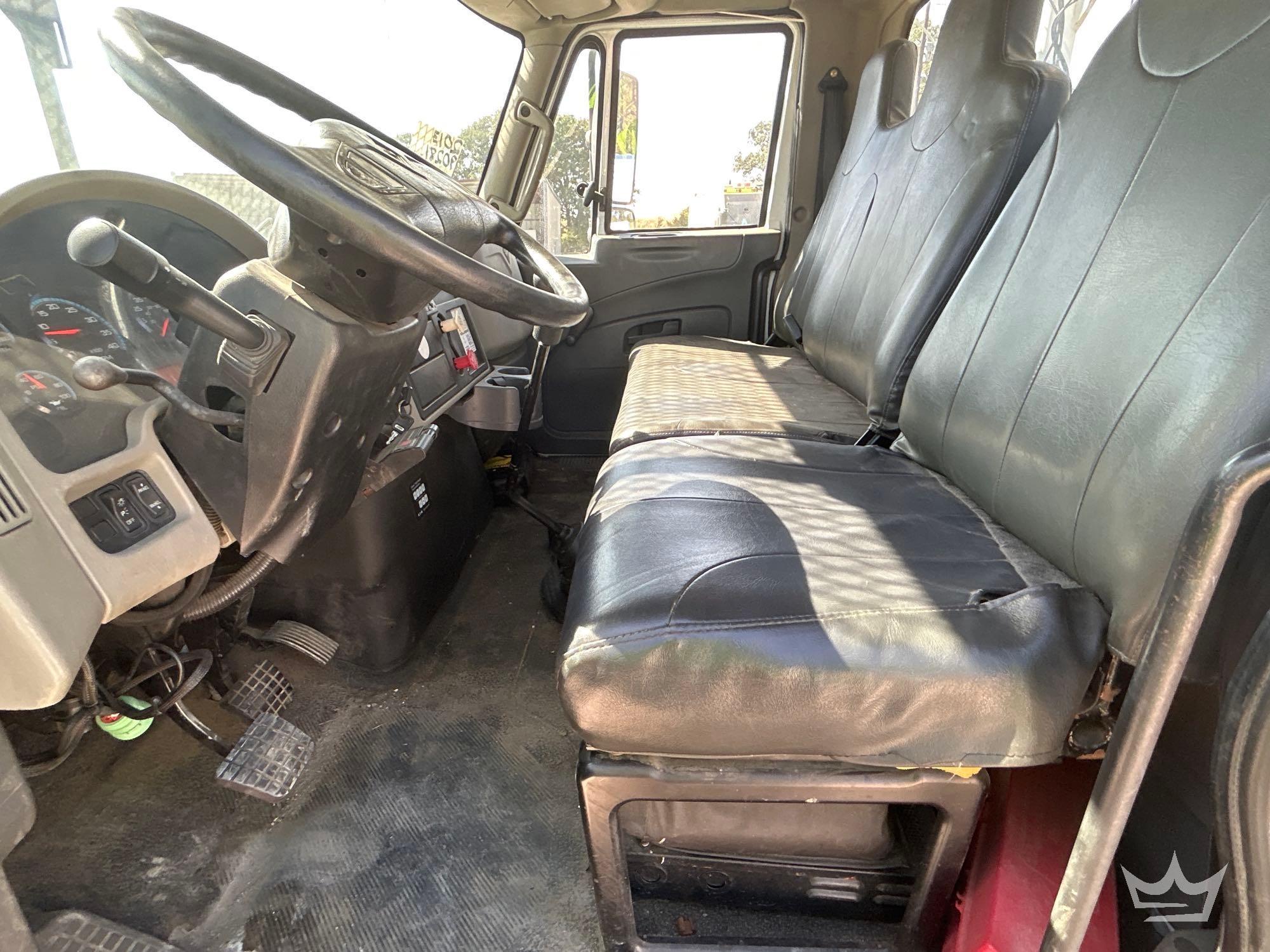 2013 International DuraStar 4300