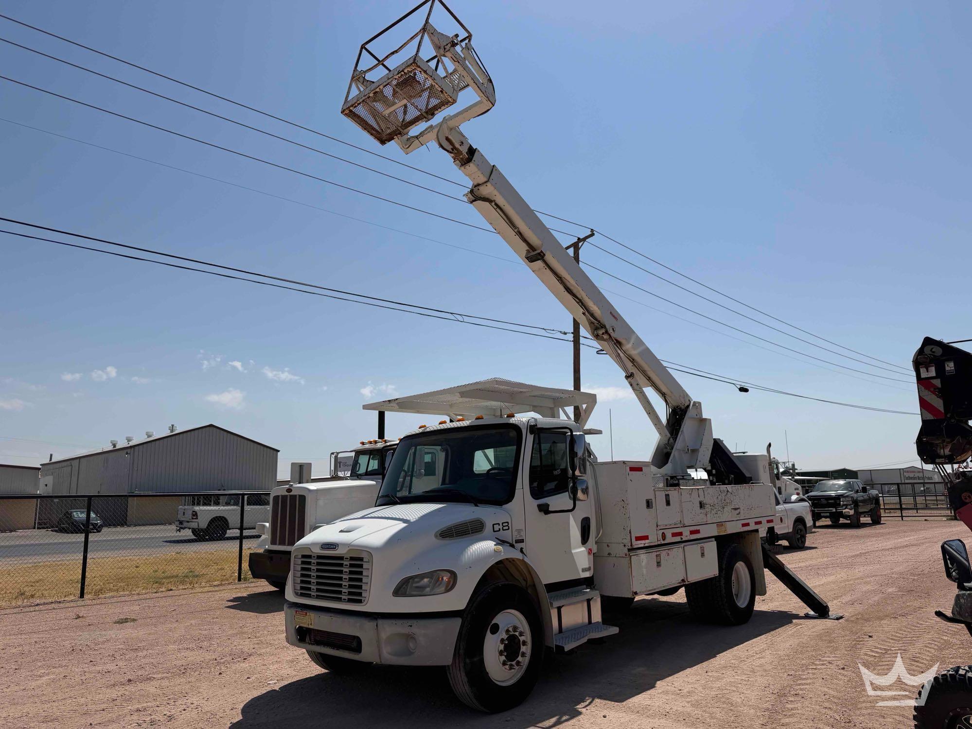 2004 Freightliner M2 106