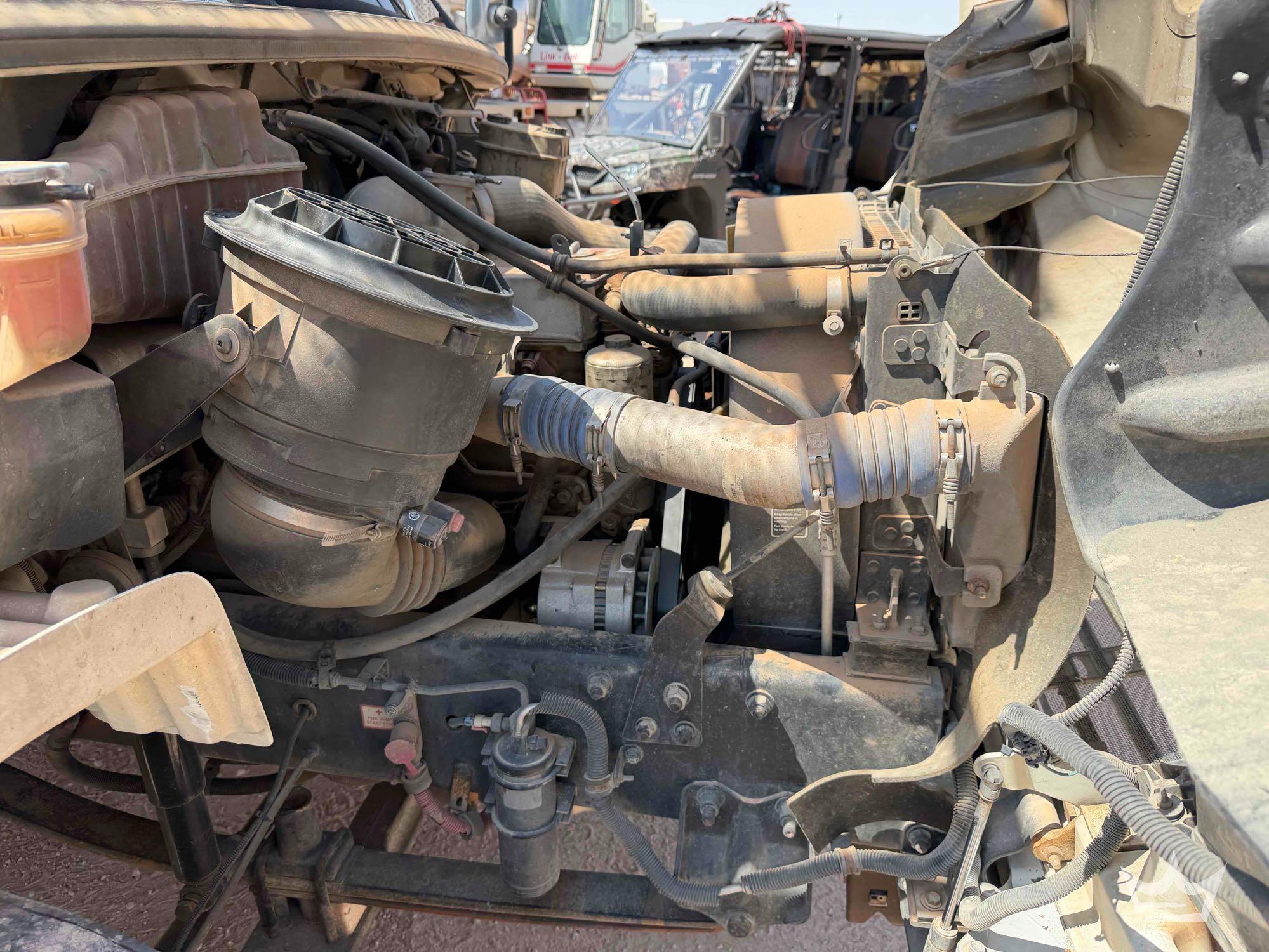 2004 Freightliner M2 106