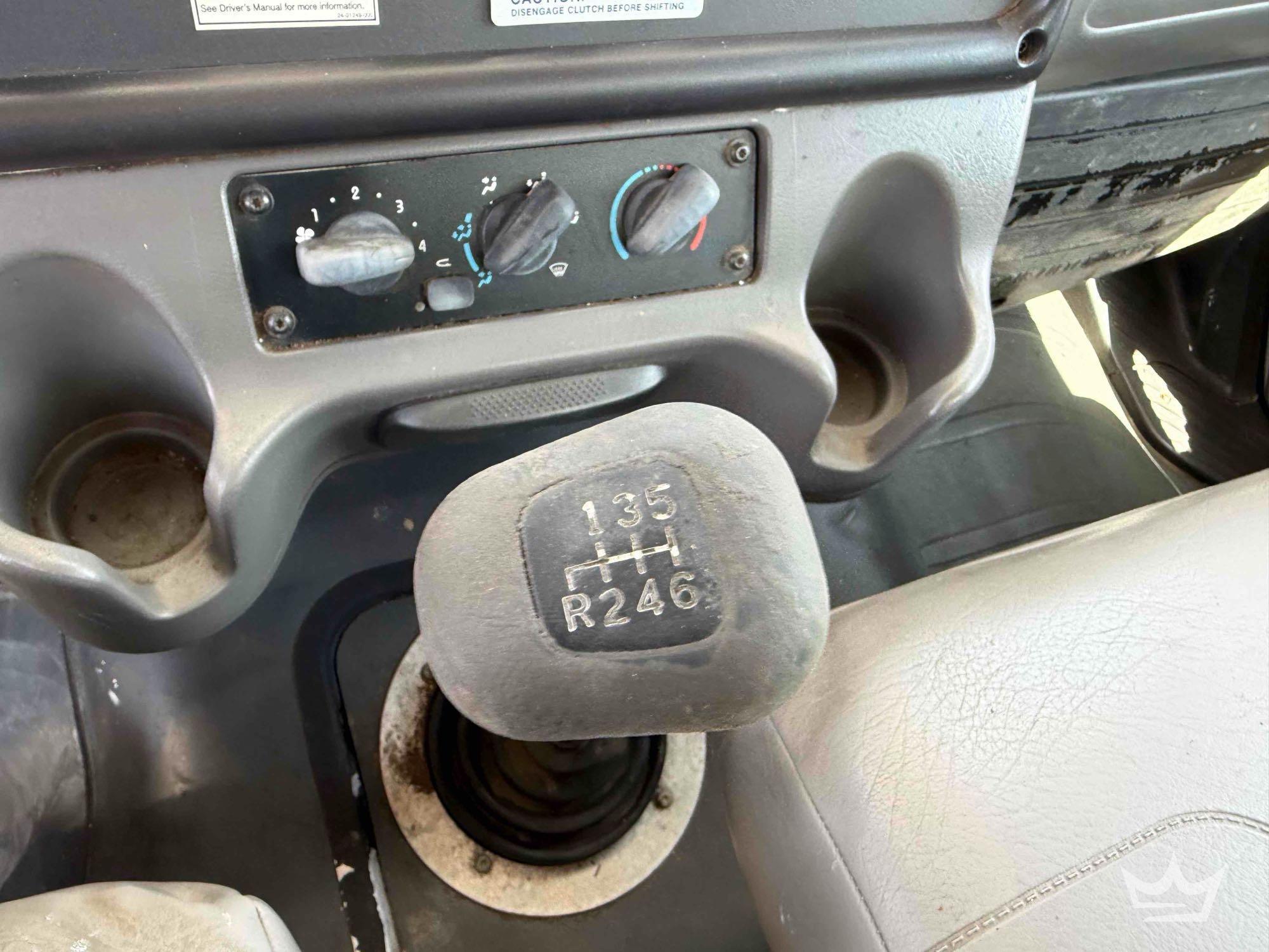 2004 Freightliner M2 106