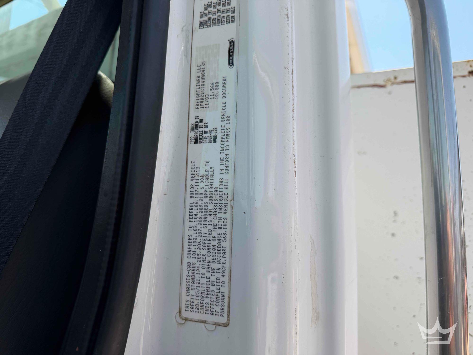 2004 Freightliner M2 106