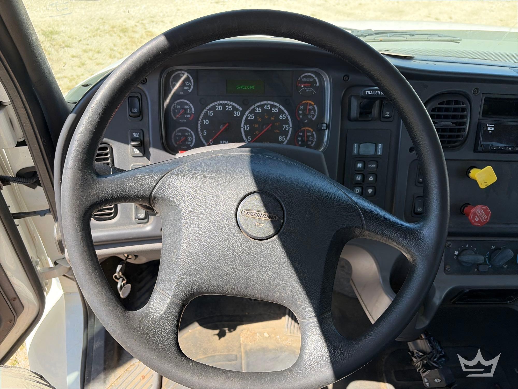 2018 Freightliner M2 106