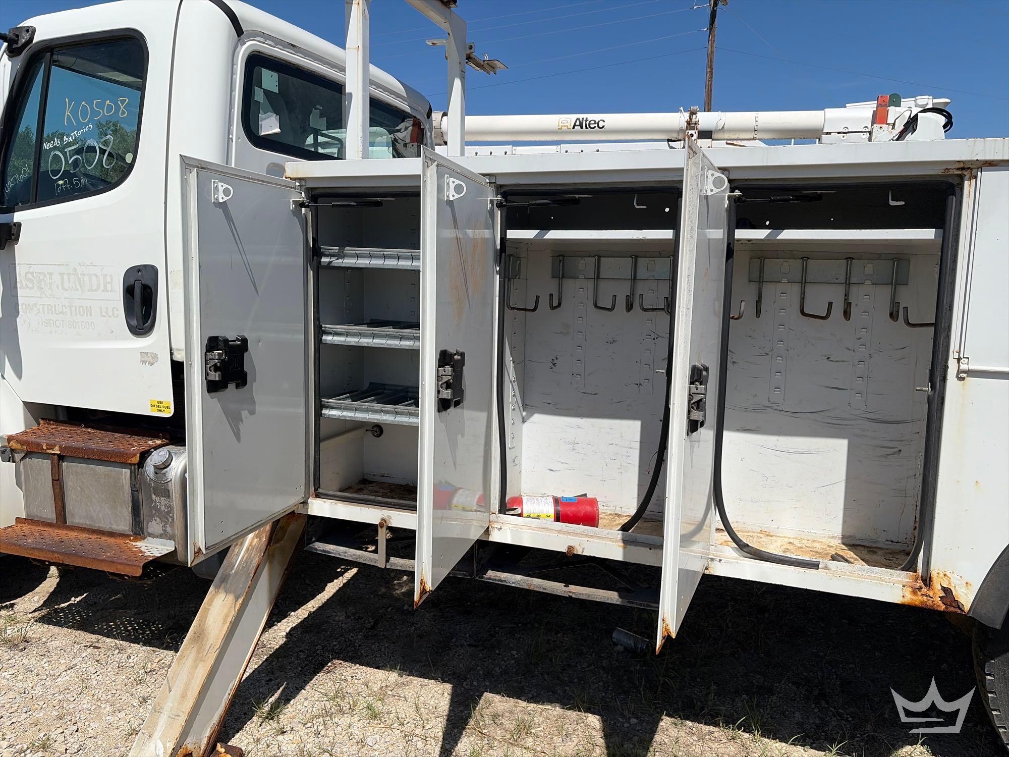 2018 Freightliner M2 106