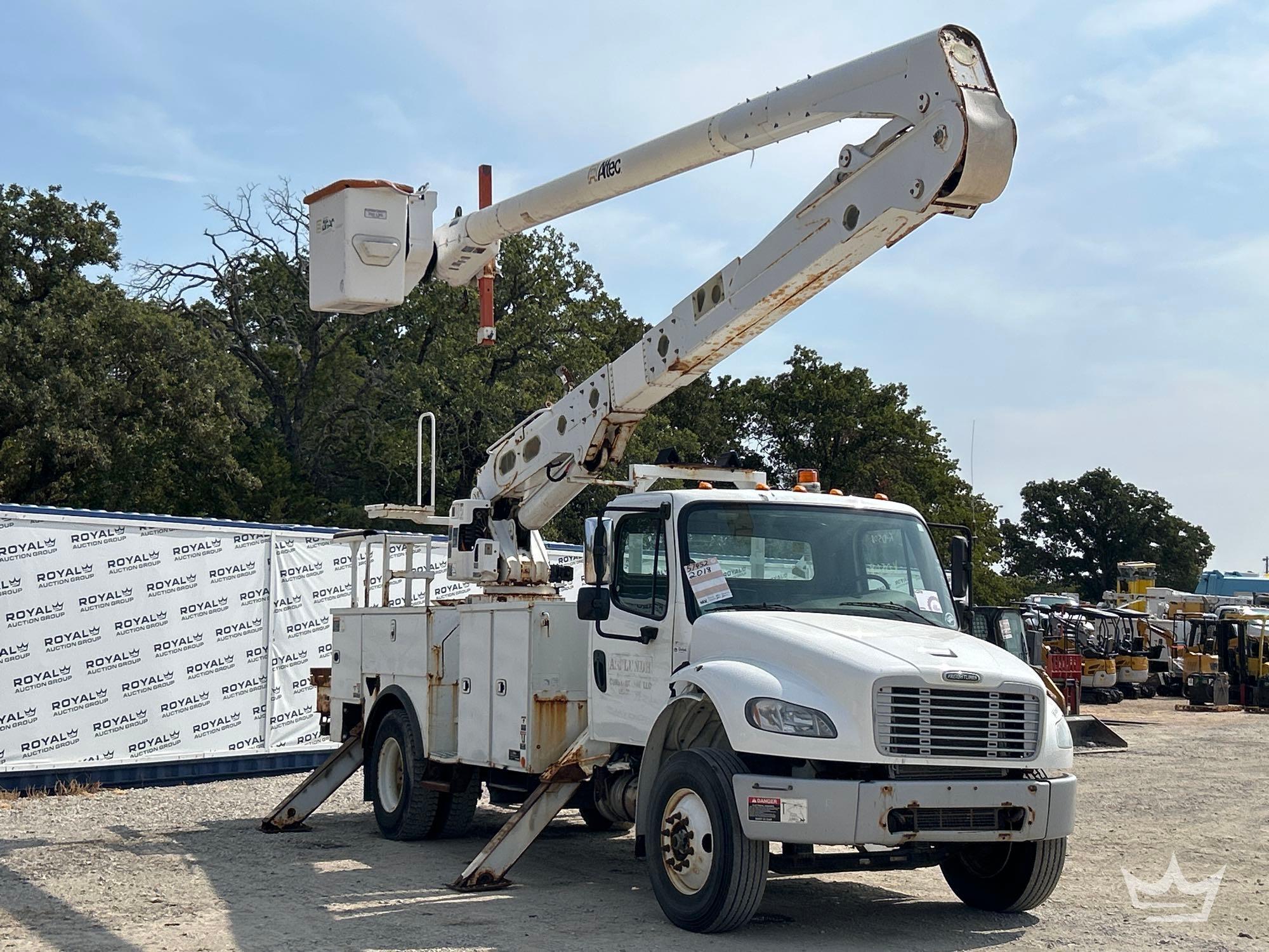 2018 Freightliner M2 106