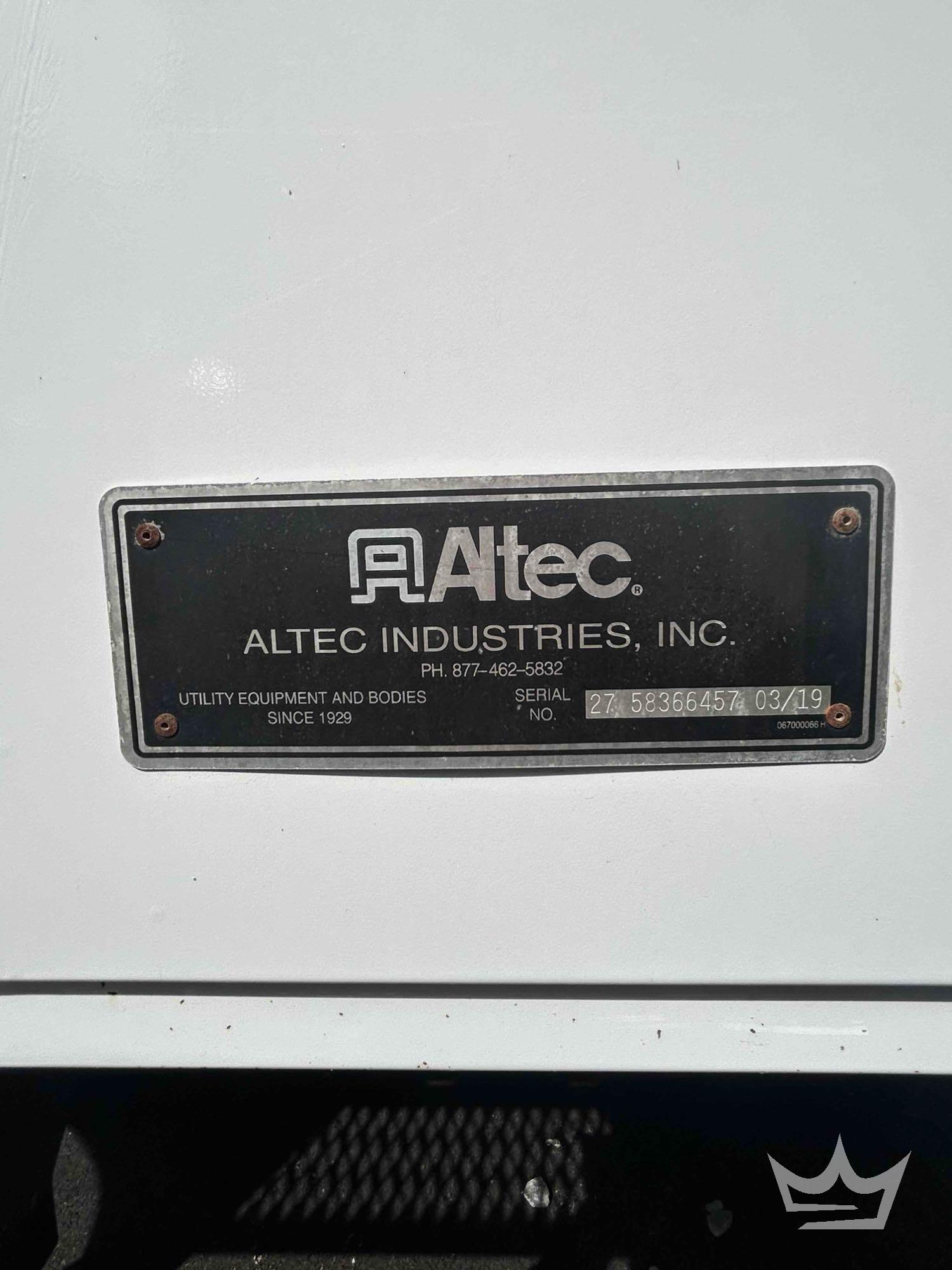 2019 Freightliner M2 106