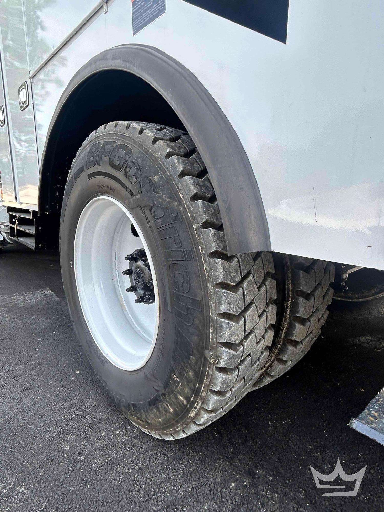 2019 Freightliner M2 106